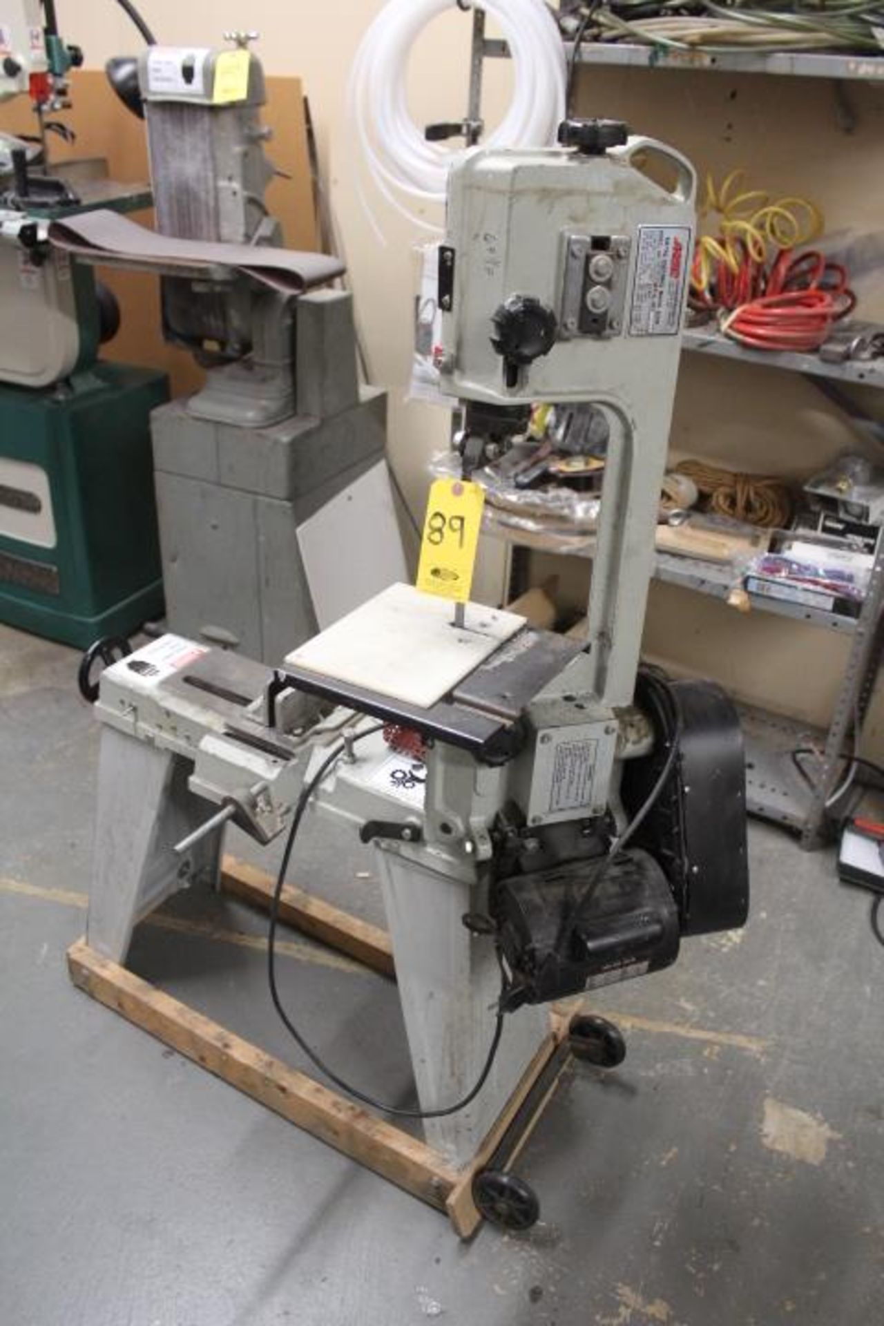 MSC 9513052 VERTICAL/HORIZONTAL PORTABLE METAL CUTTING BAND SAW, 4-1/2 IN. ROUND, 4 IN. X 6 IN...