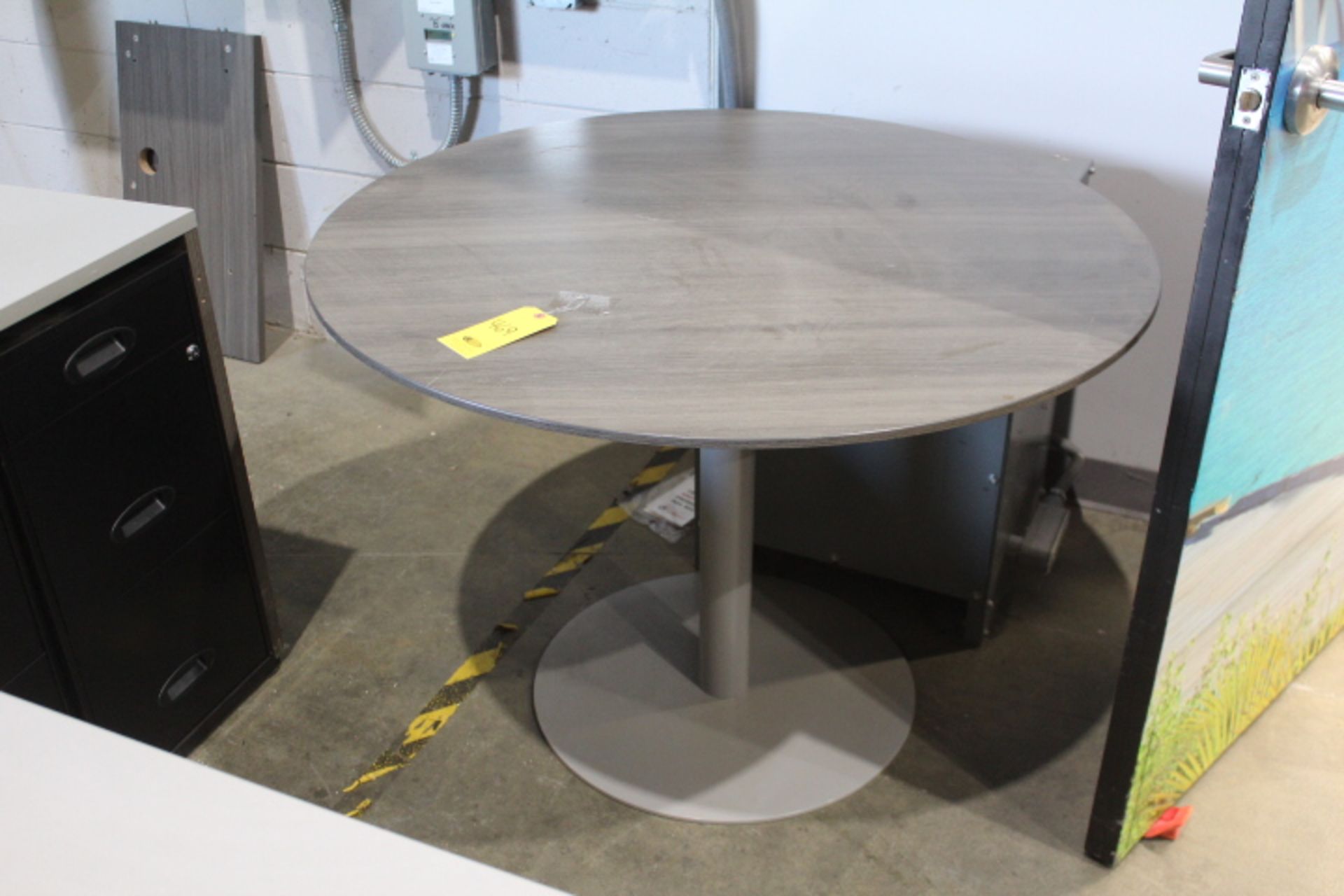 GRAY ROUND TABLE