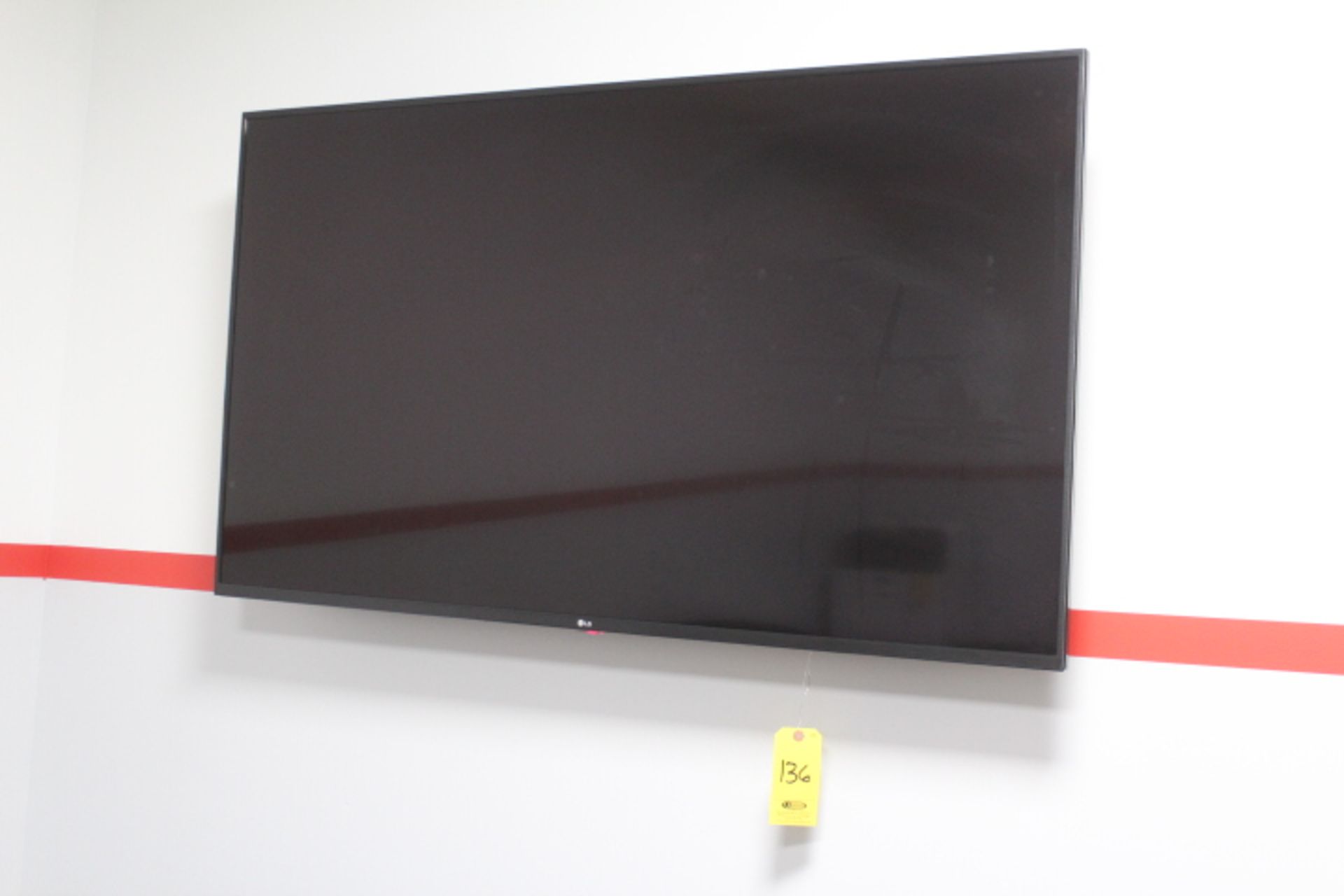 LG 55 IN. FLATSCREEN TV WITH REMOTE AND WALL MOUNT
