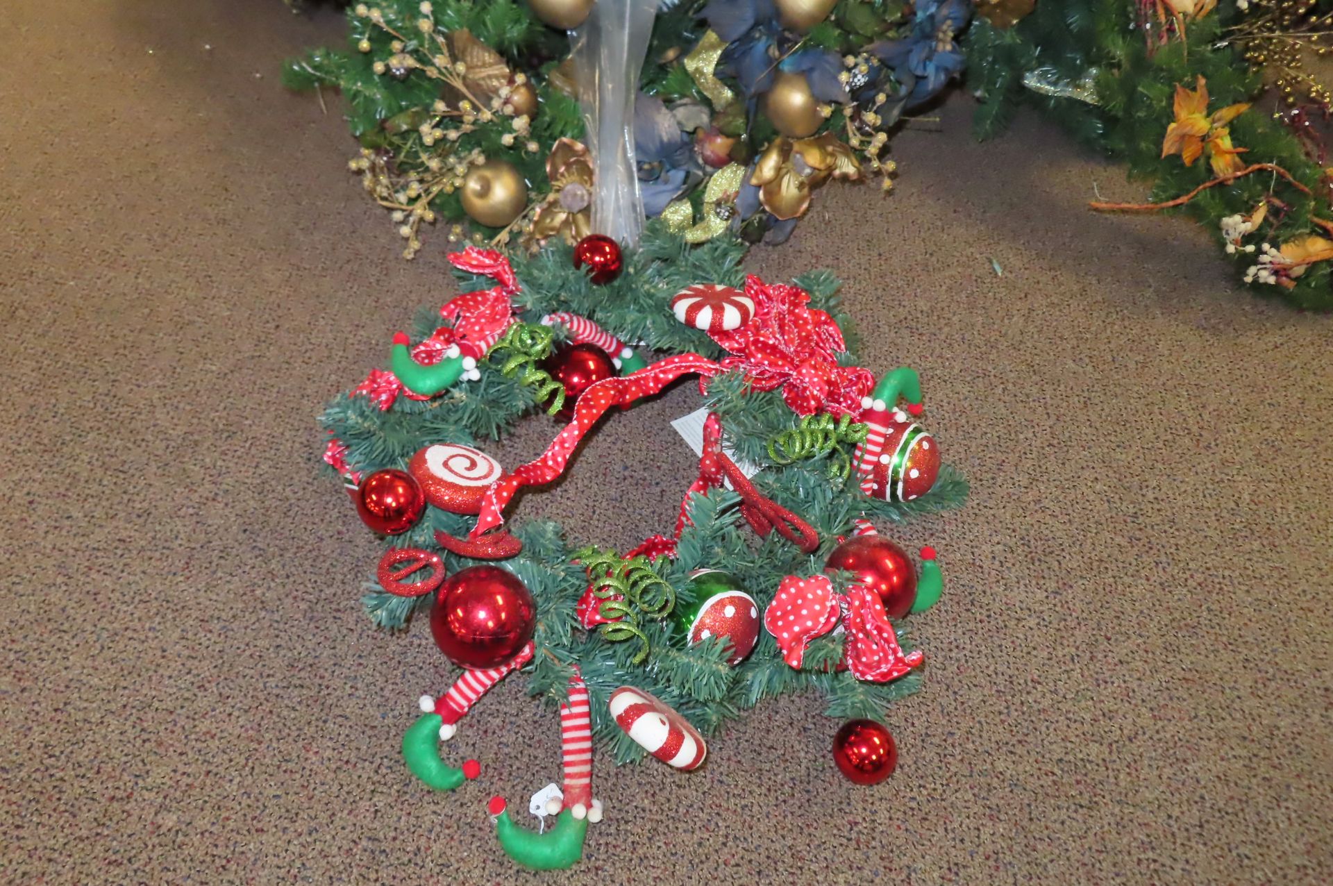 (3) ASST. DECORATED WREATHS - Image 3 of 3