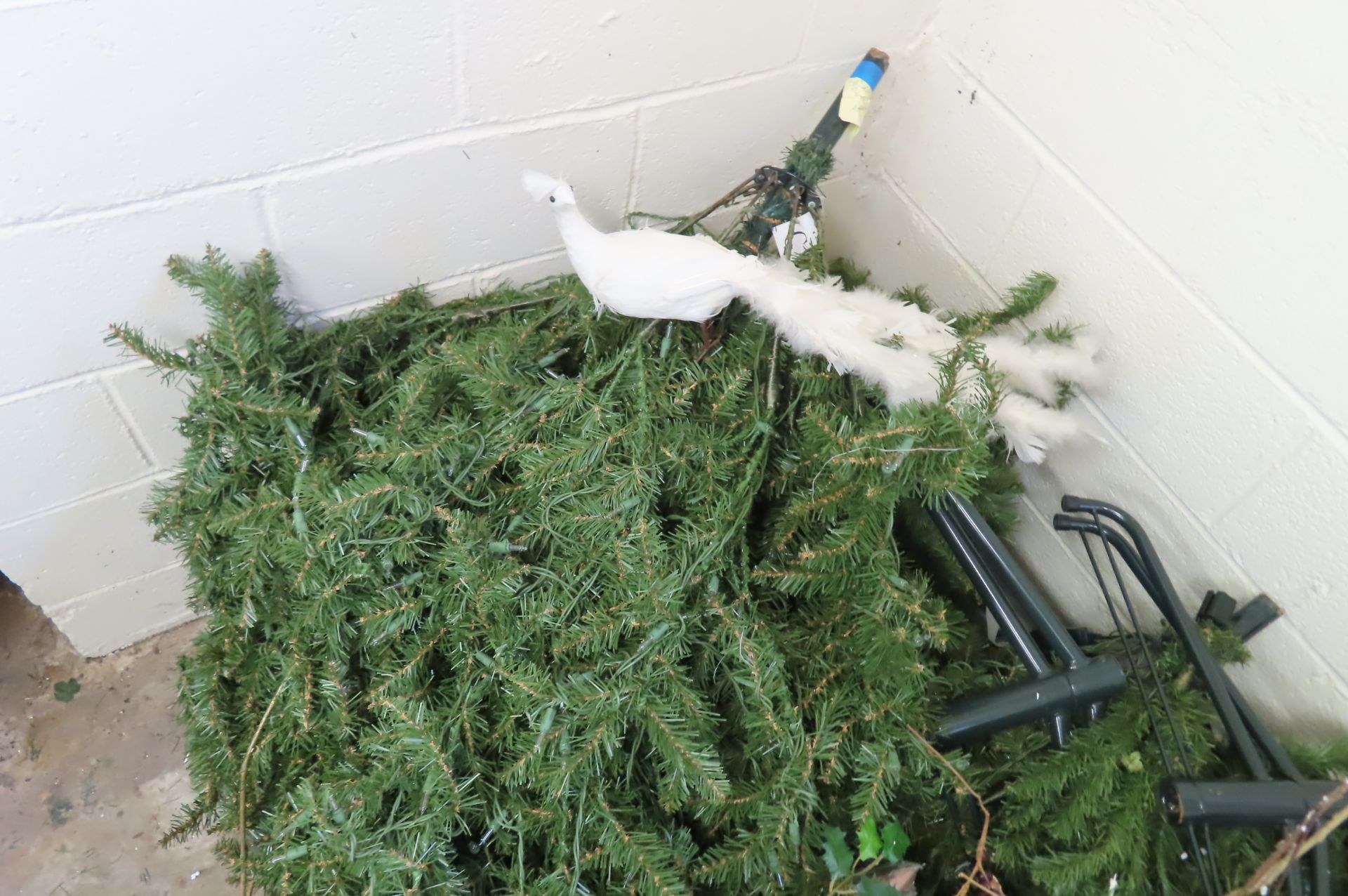 ASST. ARTIFICIAL XMAS TREE PARTS AND DECORATIONS - Image 2 of 5