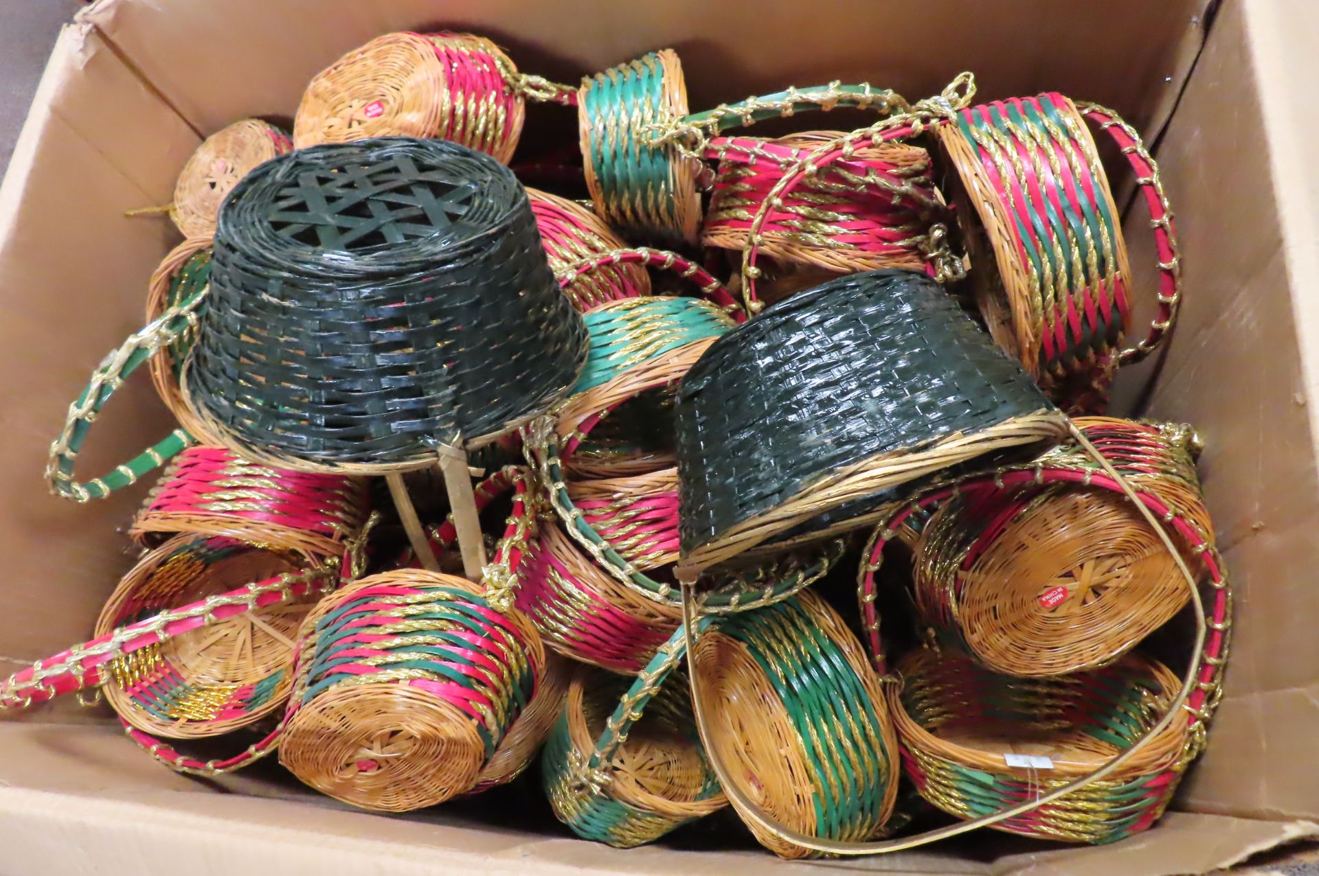 BOX OF ASST. WICKER BASKETS - Image 2 of 4