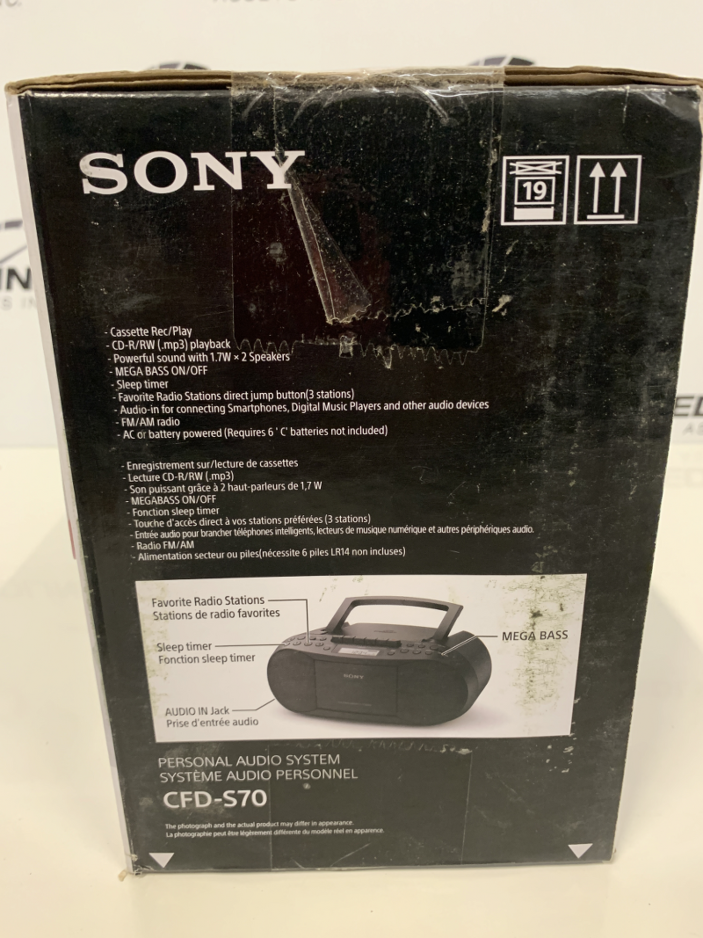 Sony - - Personal Audio System CFD-S70 CD, Cassette, FM/AM Boombox - Image 2 of 2