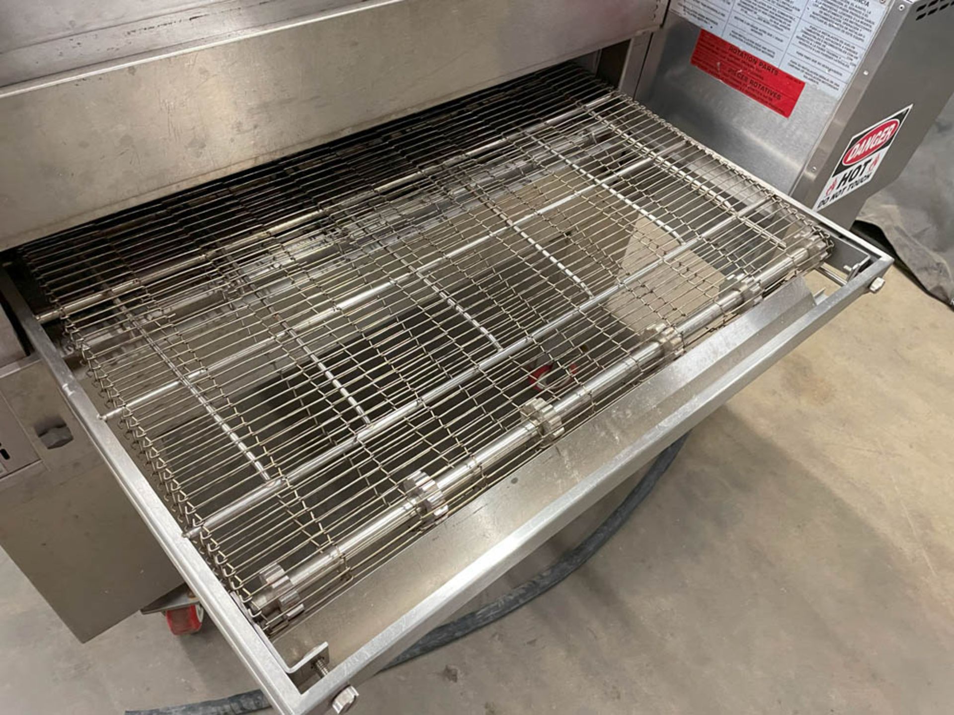 Middleby Marshall PS555 Electricaly Heated Conveyor Oven - Image 14 of 16