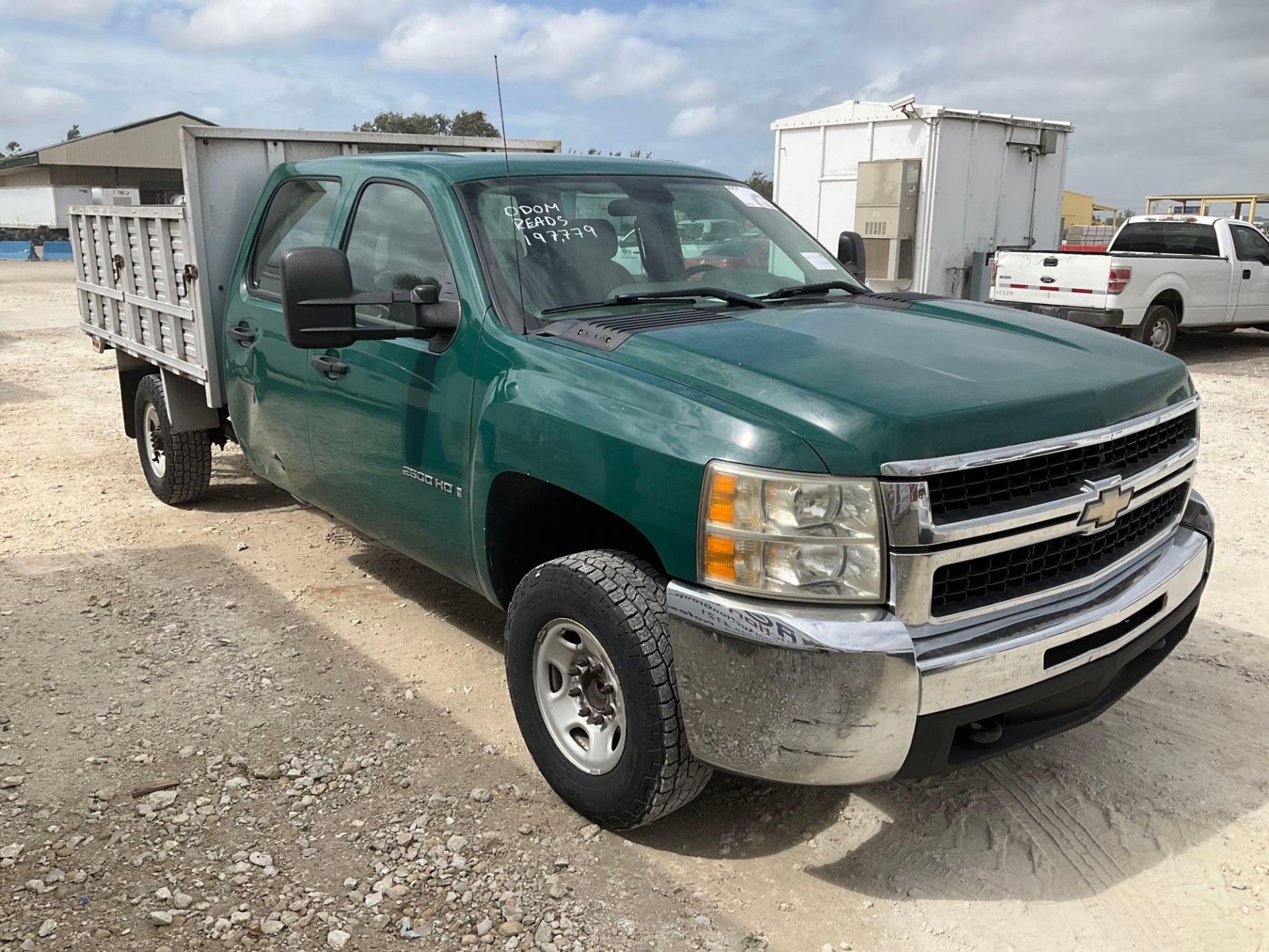 2009 Chevrolet 2500 Landscape Truck - Image 2 of 29