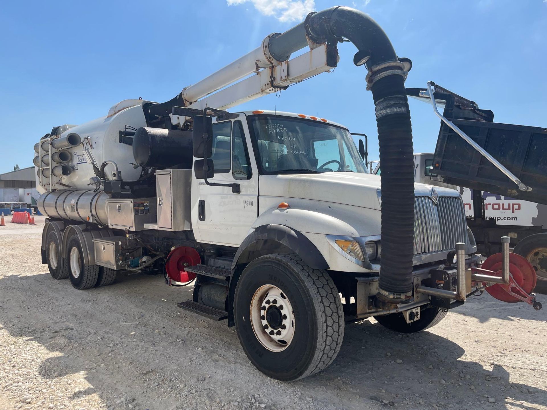 2006 International 7400 Vactor Vacuum Truck - Image 2 of 41