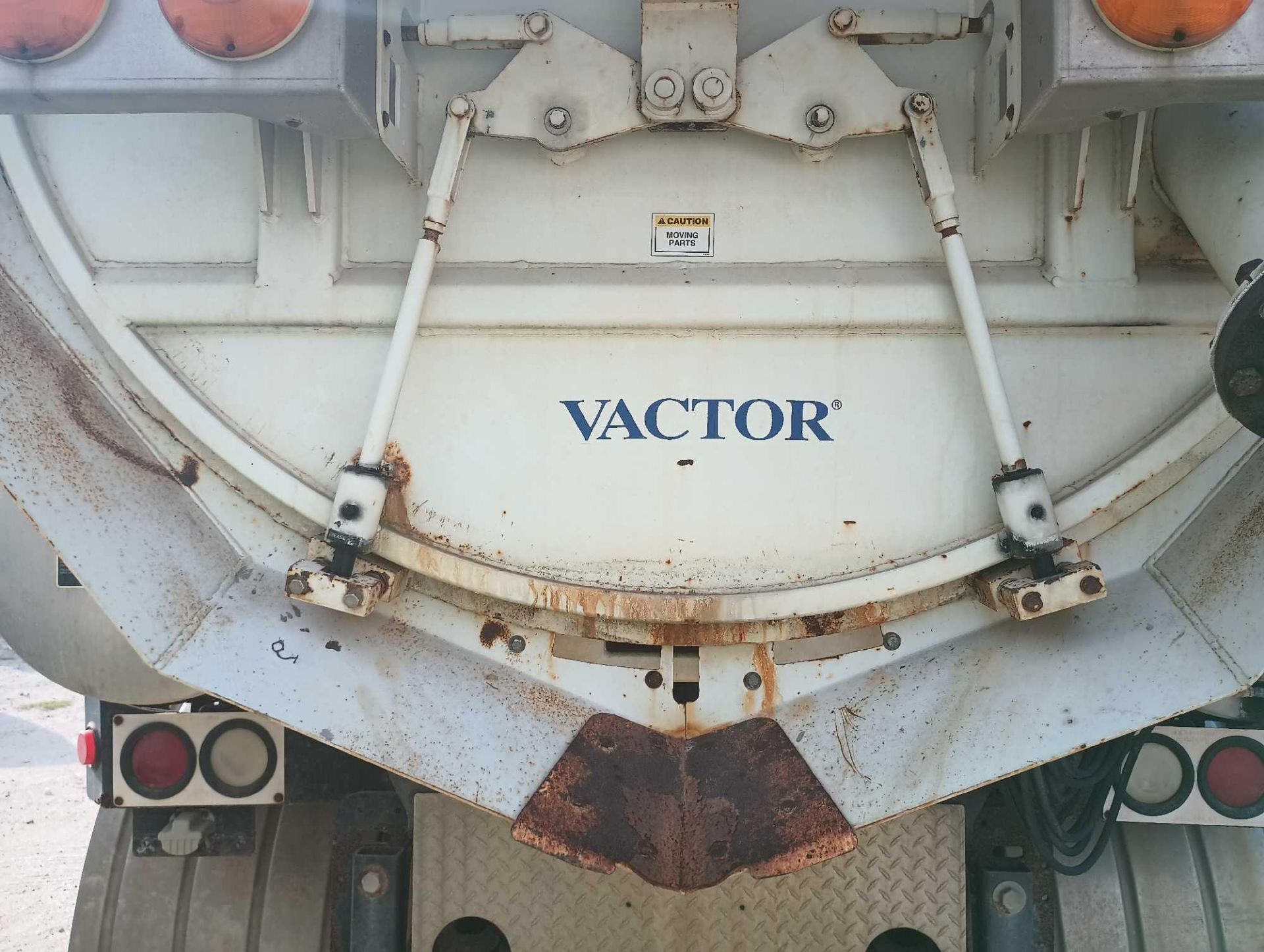 2006 International 7400 Vactor Vacuum Truck - Image 38 of 41