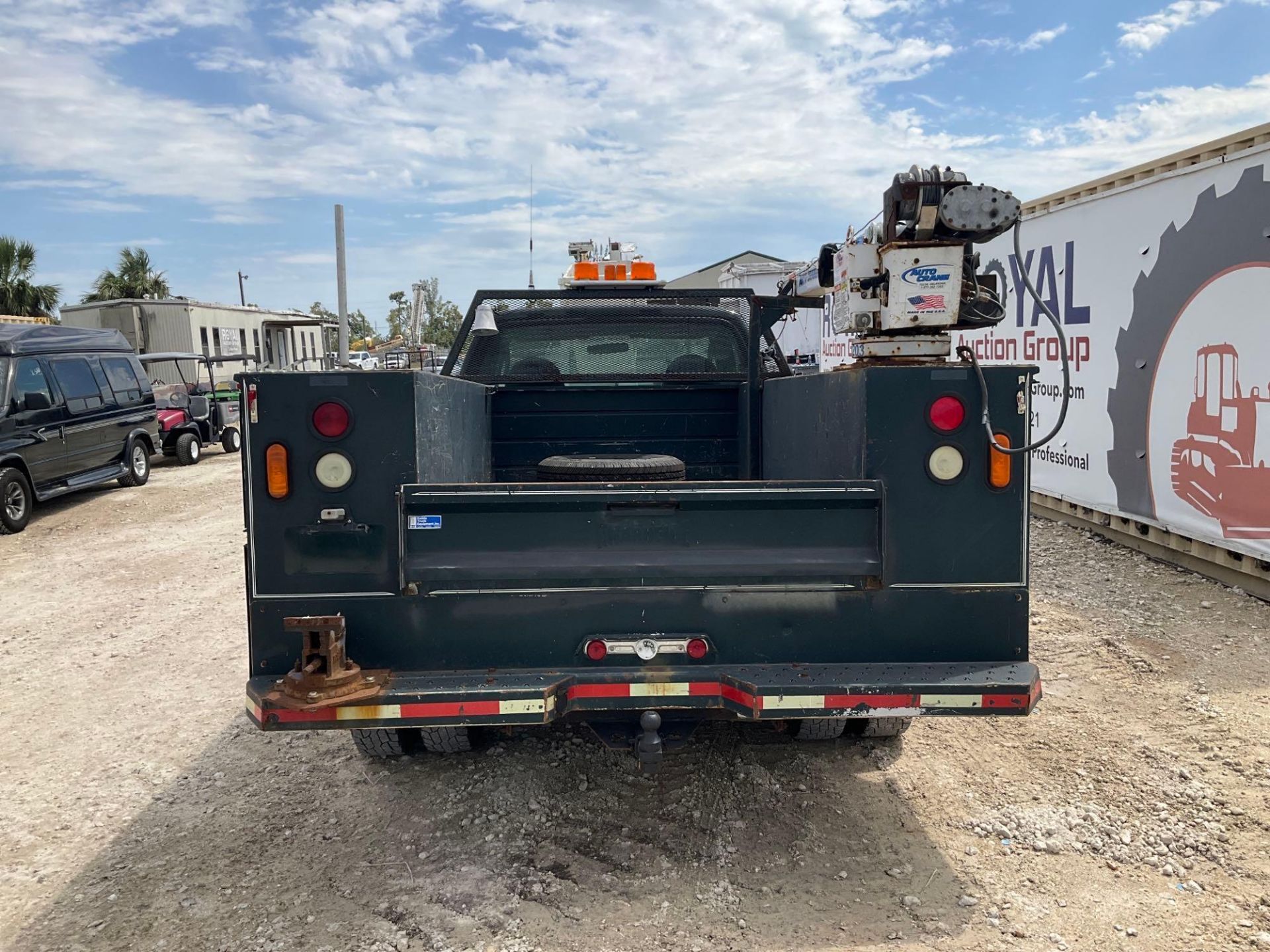 2003 Ford F-350 Service Crane Truck - Image 19 of 28