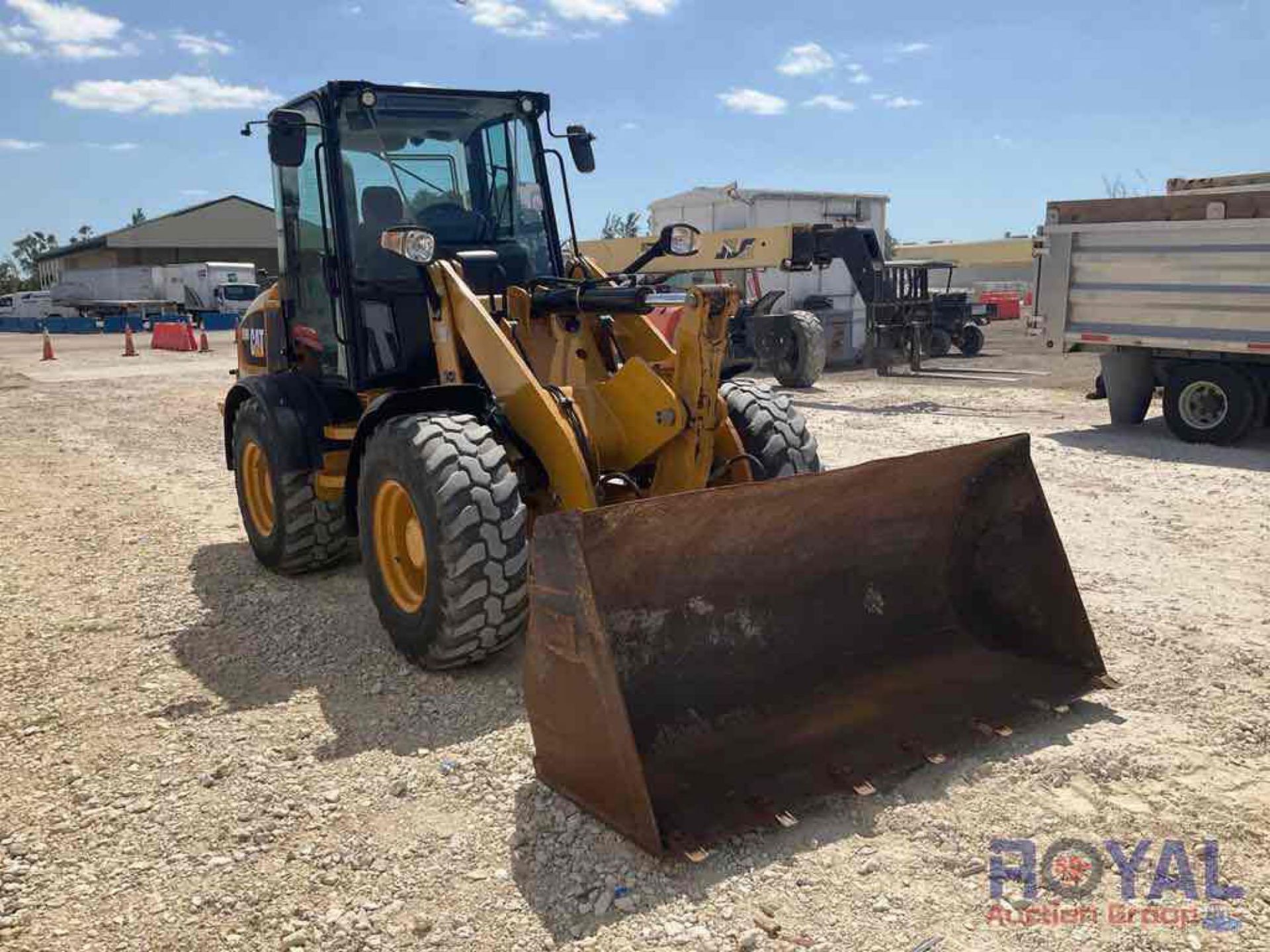 2018 Caterpillar 908M Midi Articulated Wheel Loader - Image 2 of 29