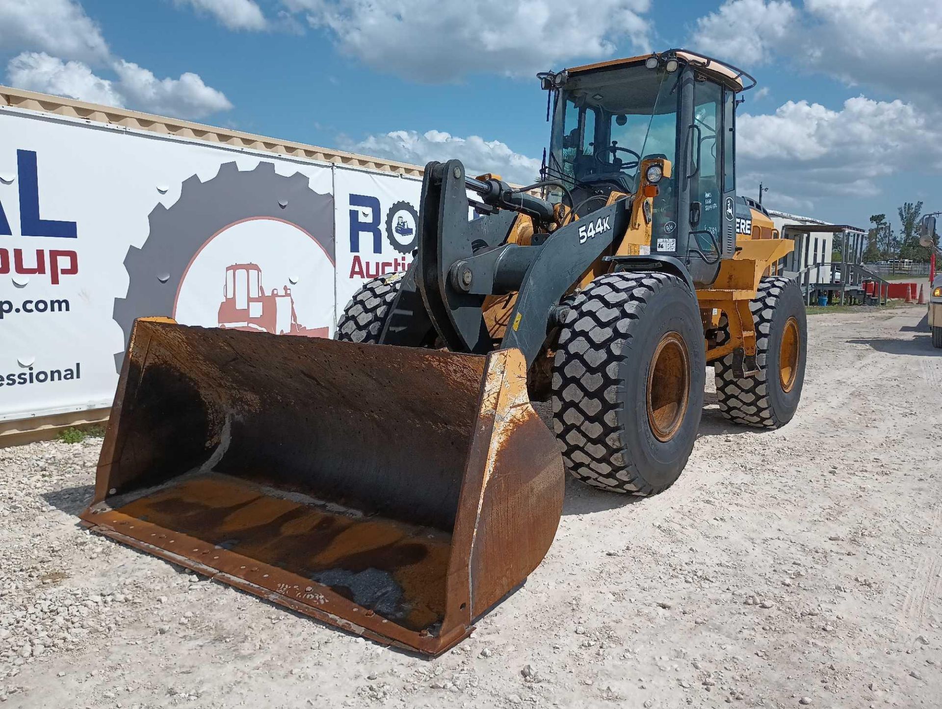 2015 John Deere 544K Articulated Wheel Loader