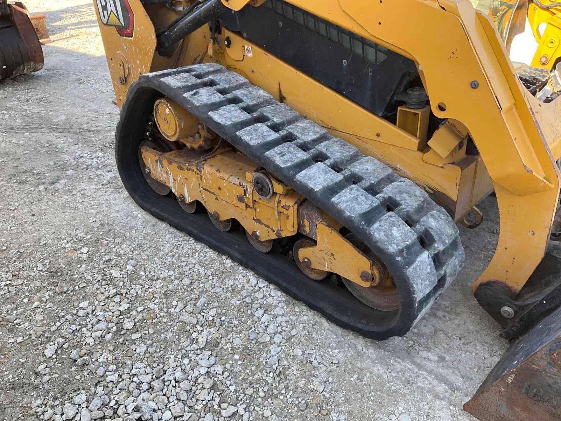 2020 Caterpillar 259D3 Compact Track Loader Skid Steer - Image 22 of 24