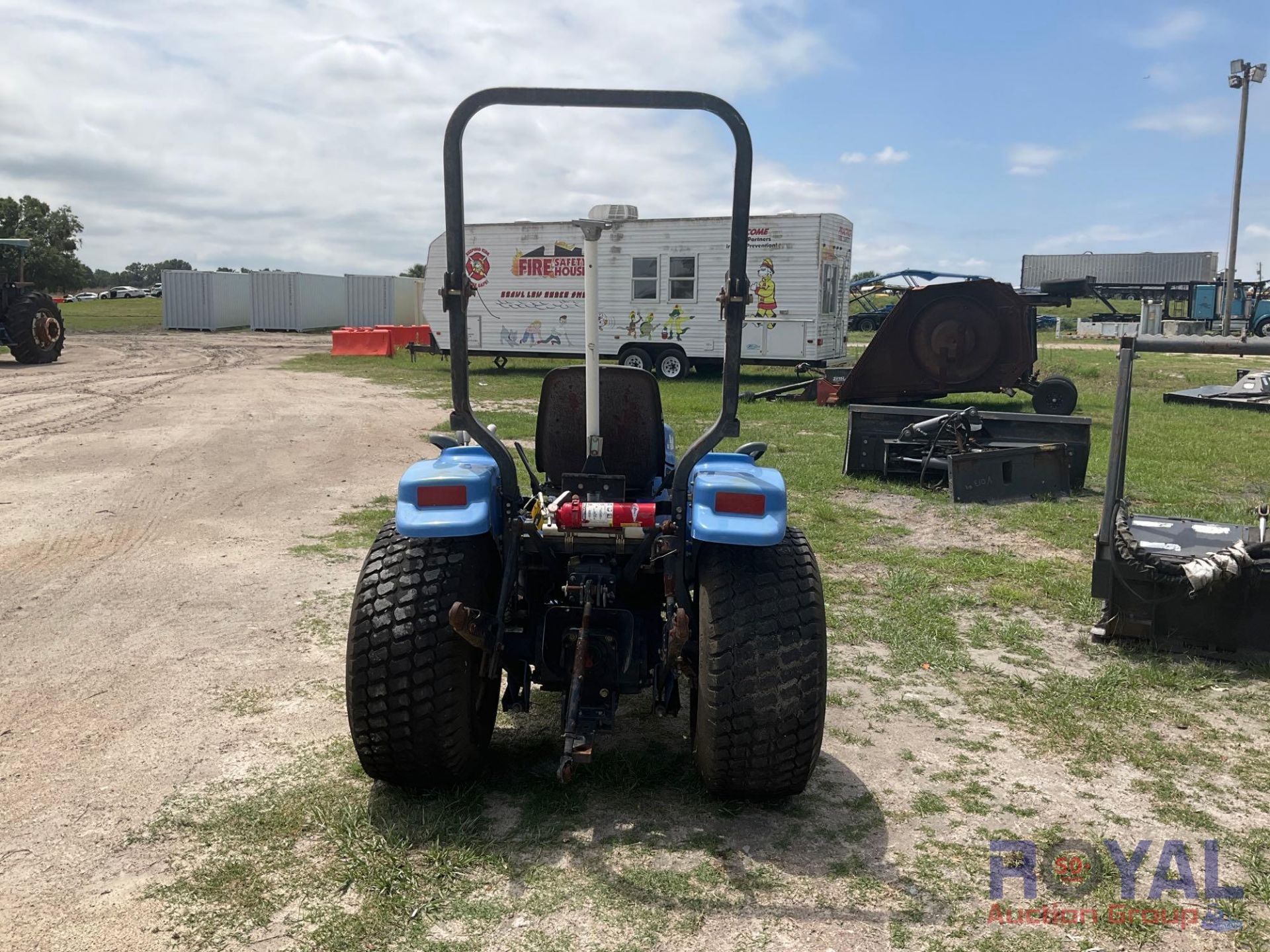 New Holland TC29D Tractor - Image 9 of 21