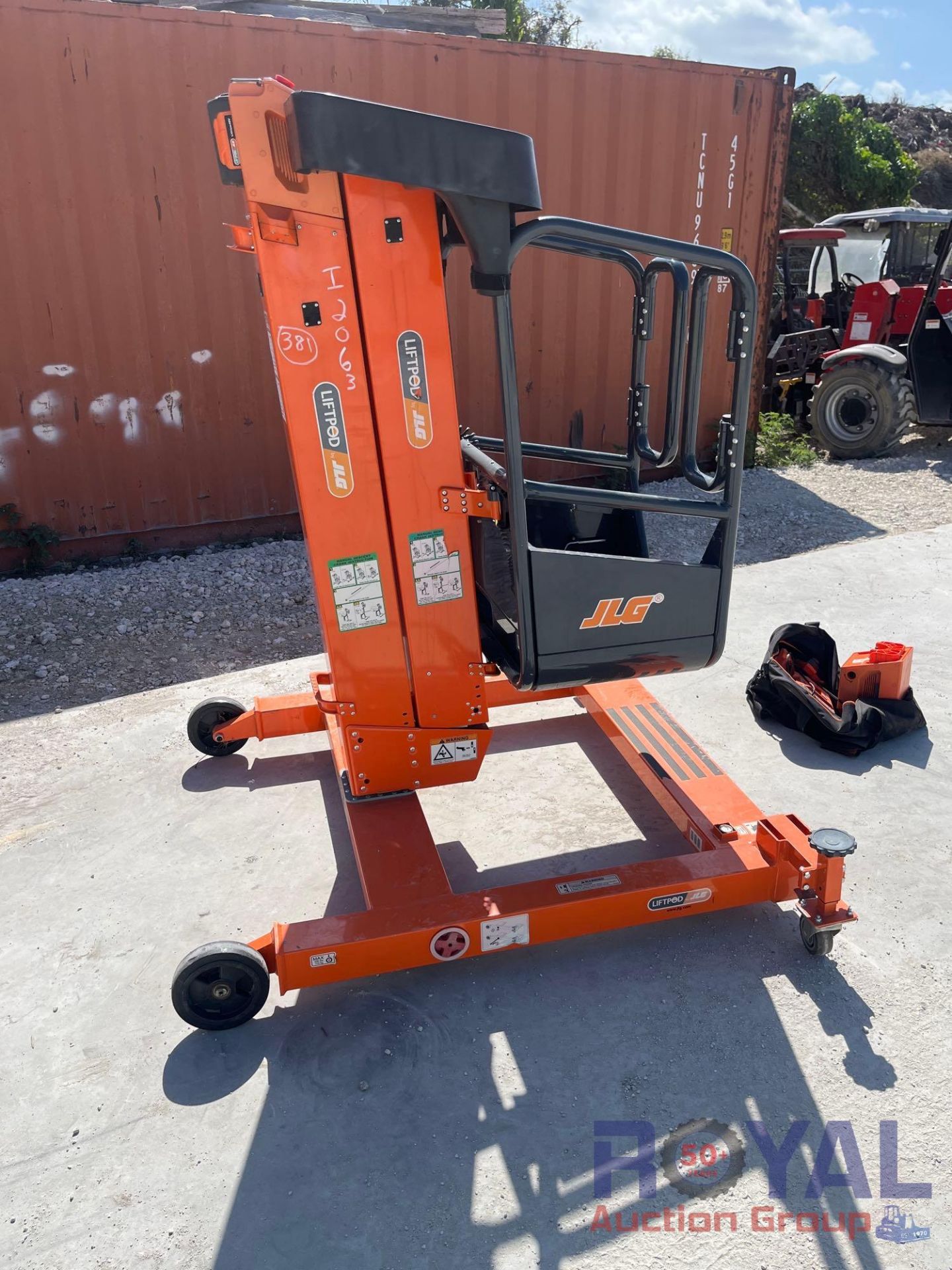 2020 unused JLG FT140 Personal Lift