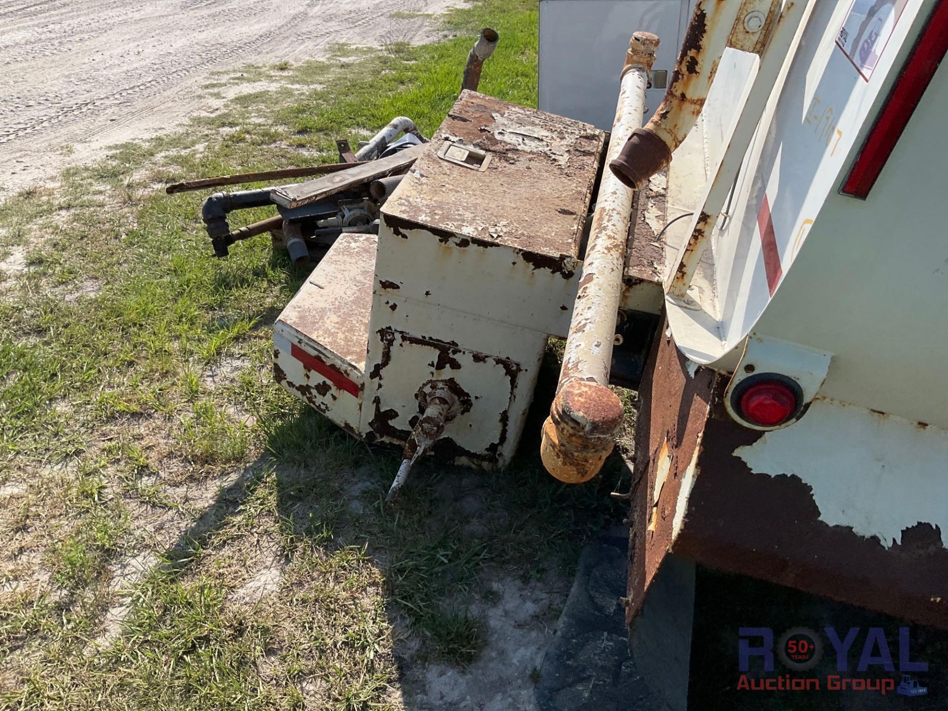 Tank Body With hoses and pump - Image 12 of 13