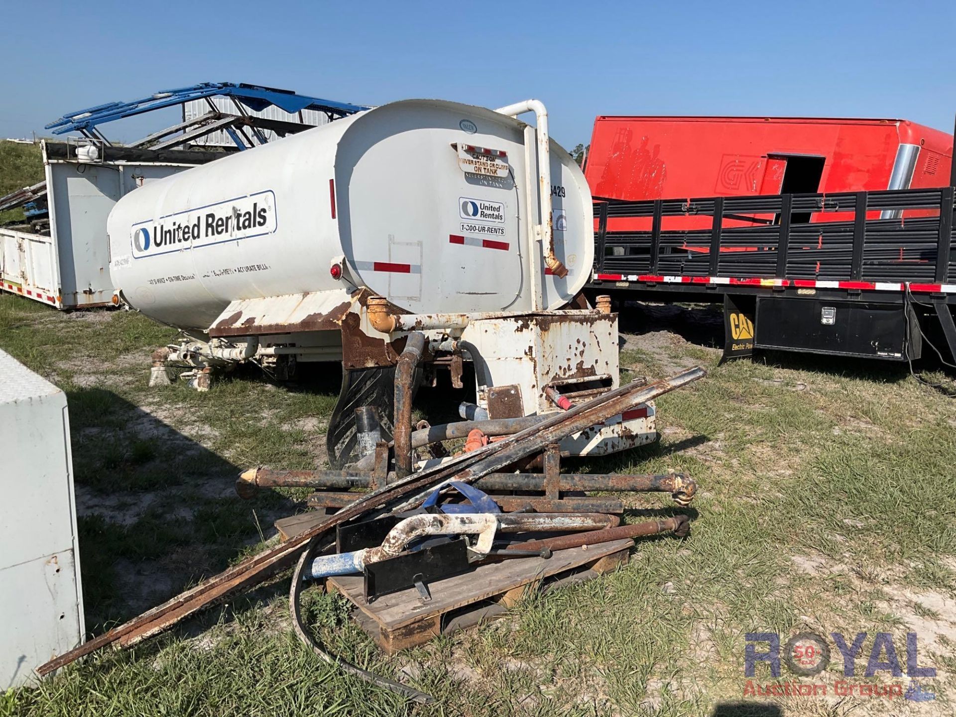 Tank Body With hoses and pump - Image 2 of 13