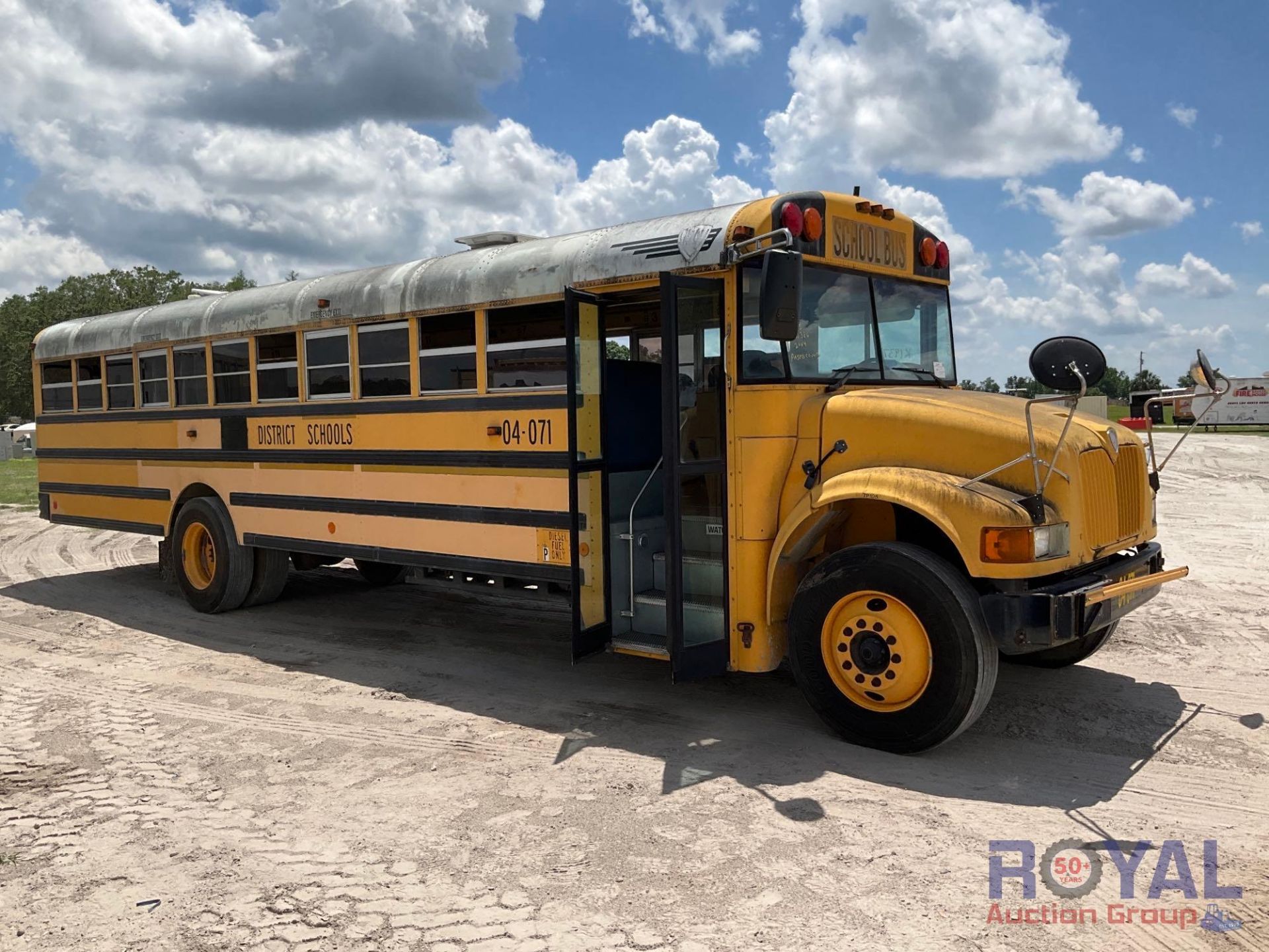 2004 IC School Bus - Image 2 of 26