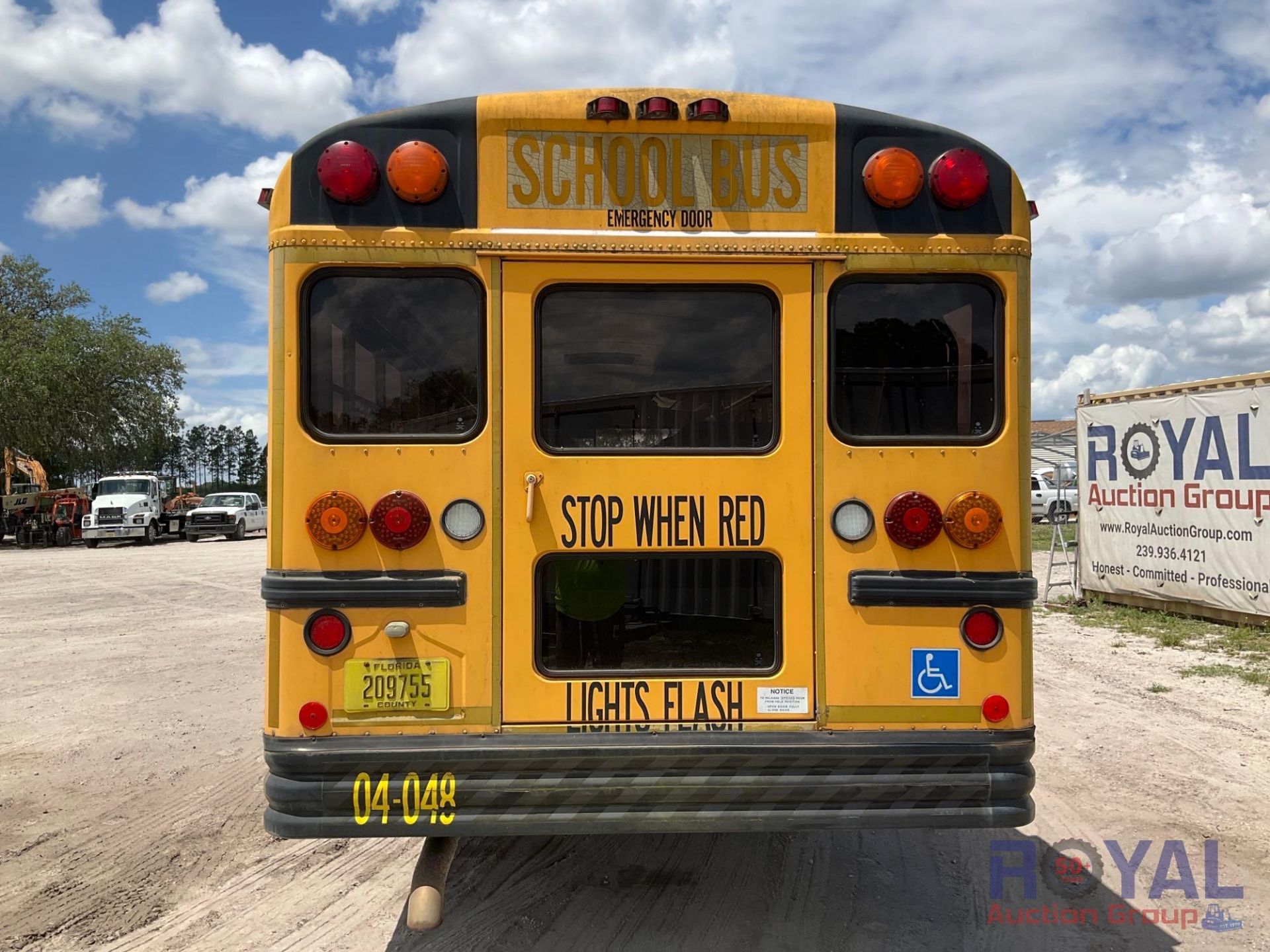 2004 IC School Bus - Image 14 of 28