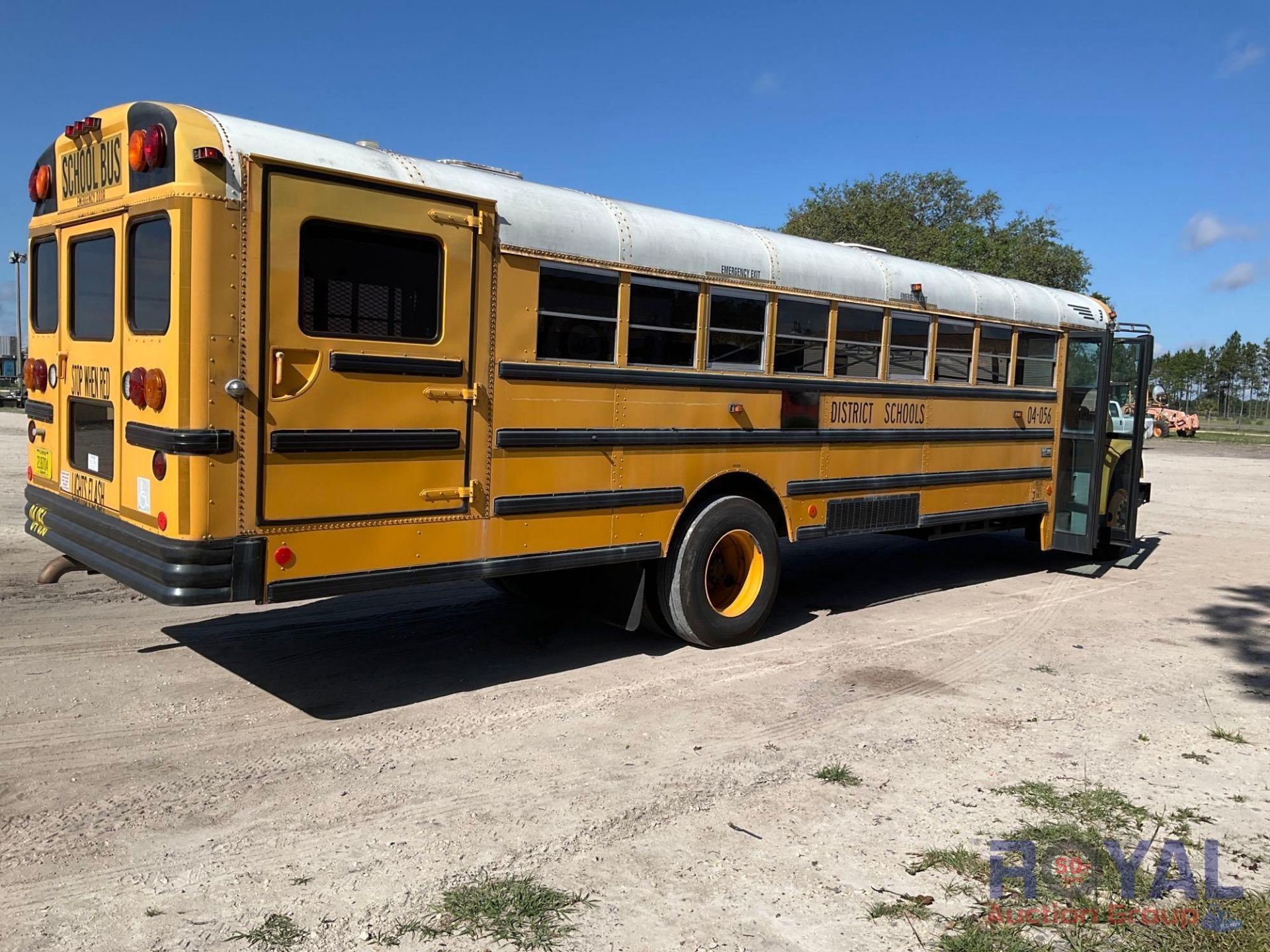 2004 IC School Bus - Image 3 of 28