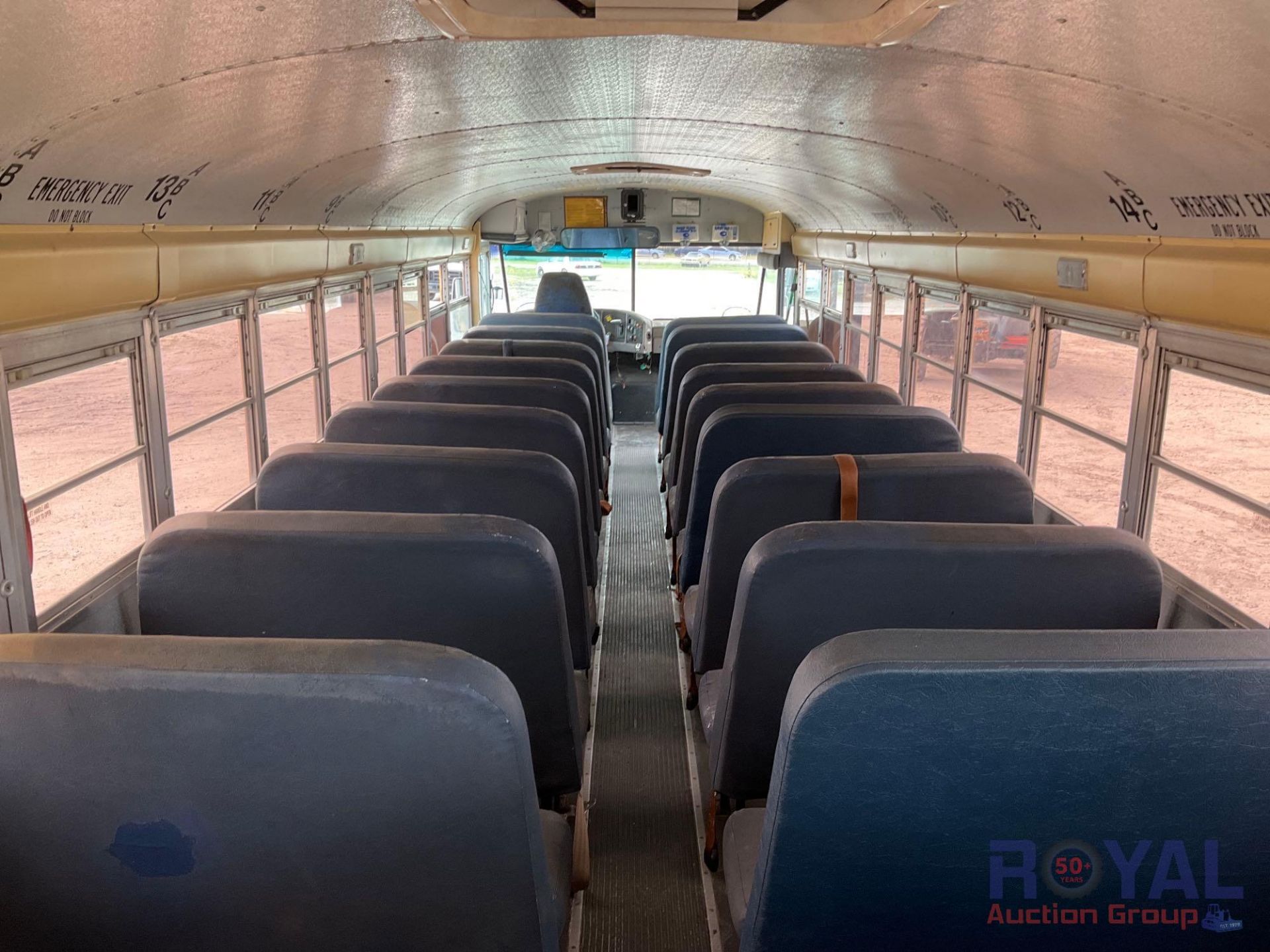 2004 IC School bus - Image 26 of 27