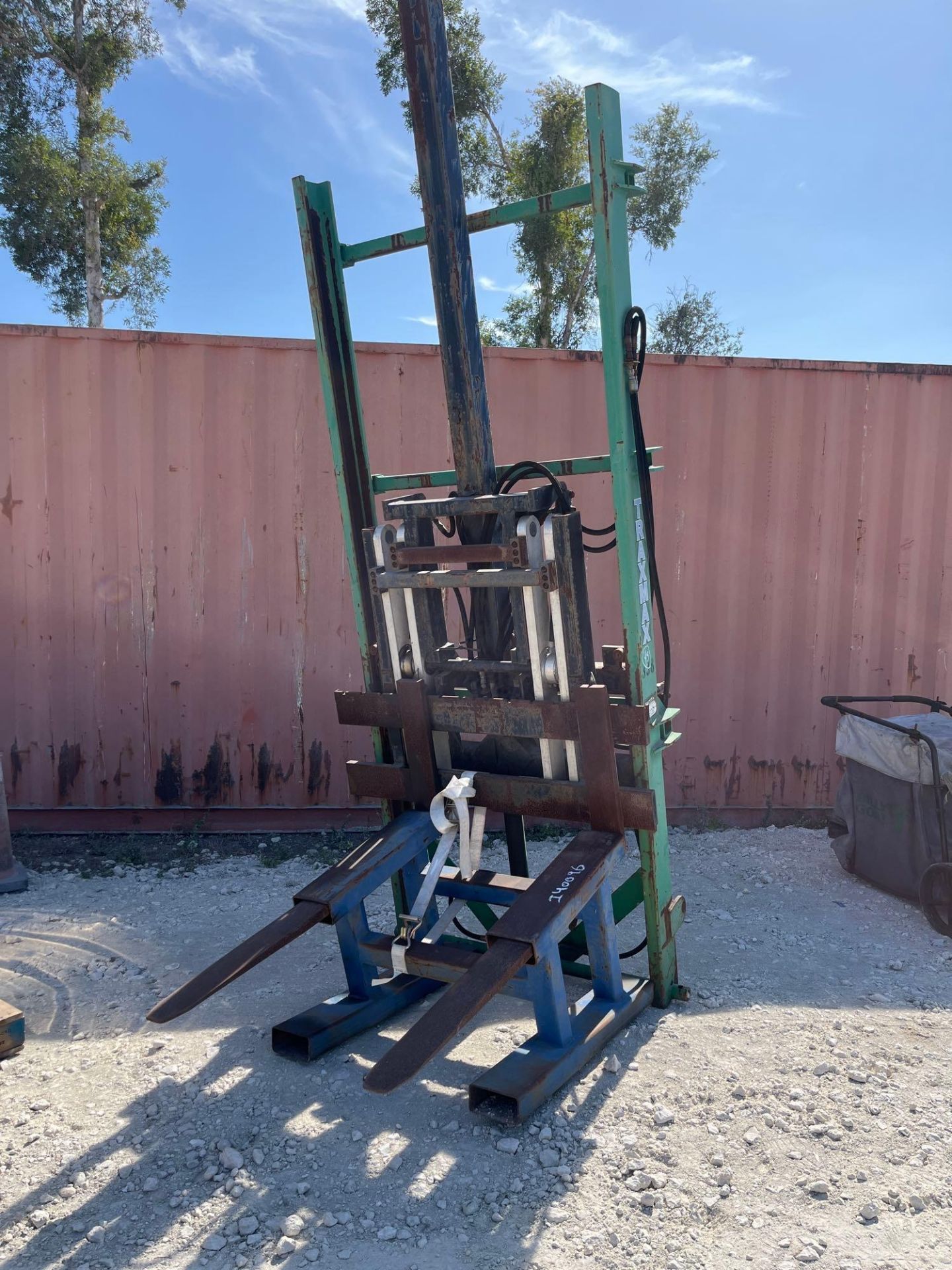 Traxmax Forklift Mast Attachment