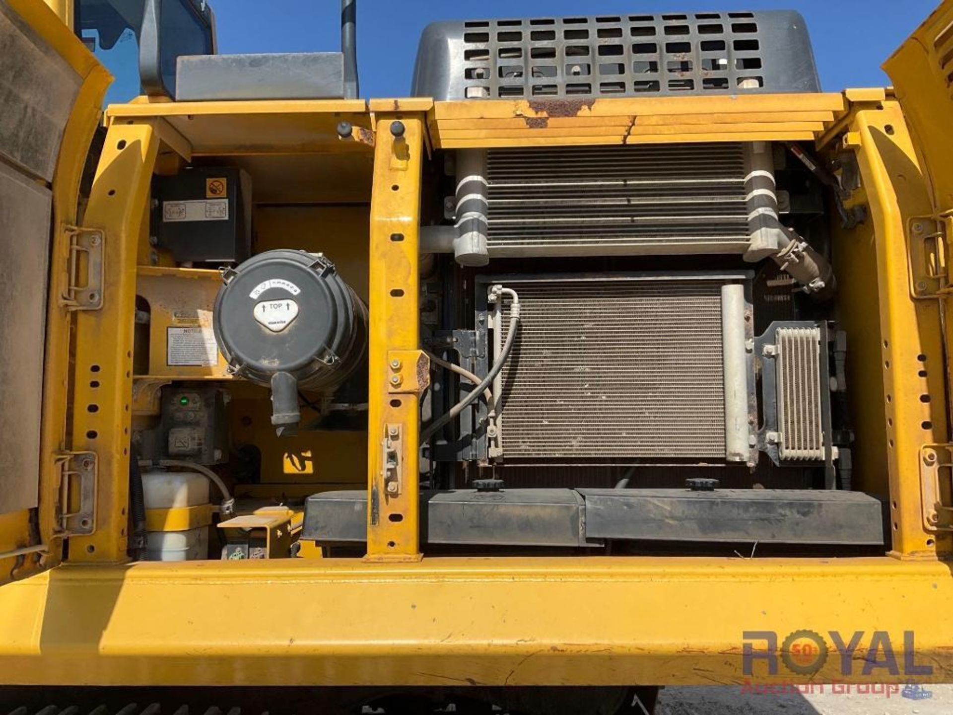 2015 Komatsu PC240LC-11 Hydraulic Excavator - Image 15 of 39