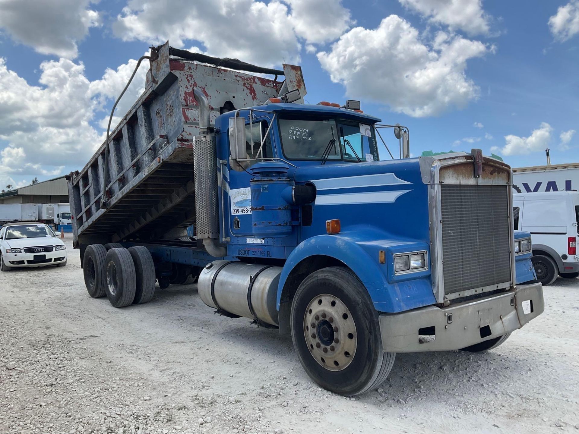 1985 Kenworth T/A Dump Truck - Image 2 of 37