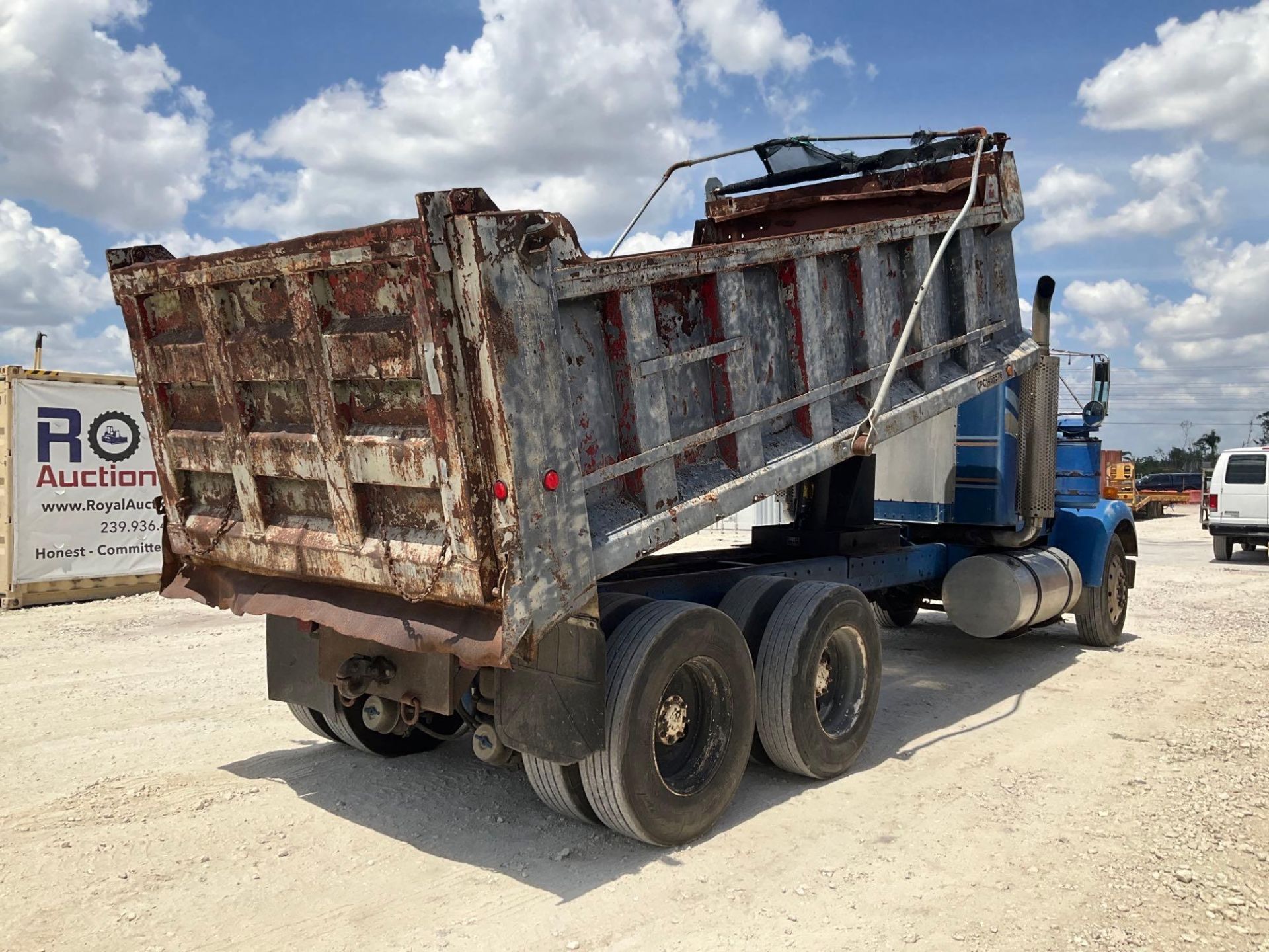 1985 Kenworth T/A Dump Truck - Image 3 of 37