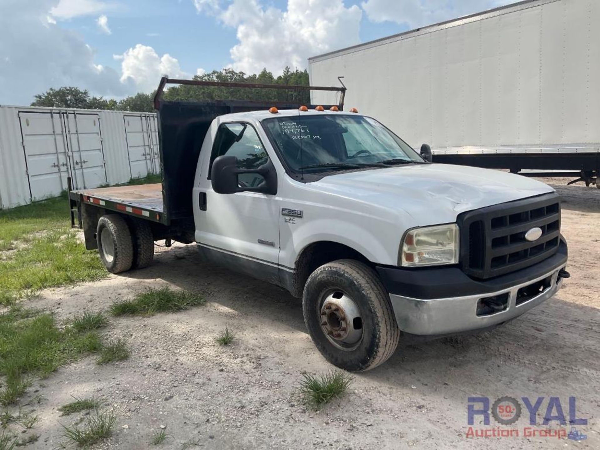 2007 Ford F-350 Flatbed Truck - Image 2 of 23