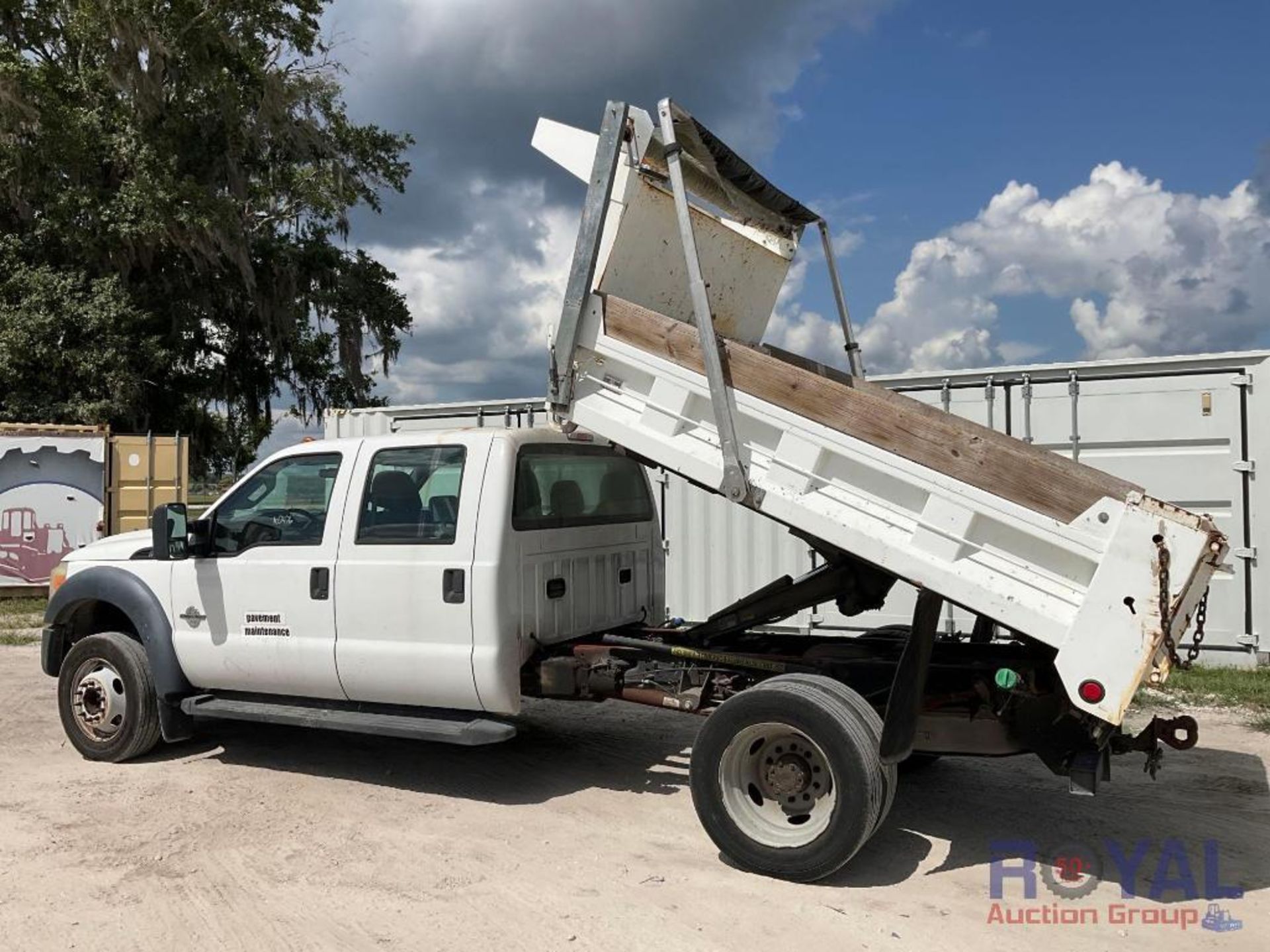 2011 Ford F-550 Mason Dump Truck - Image 4 of 29