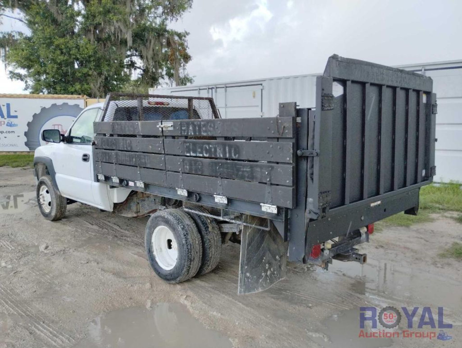 2001 Chevrolet 3500 Flatbed Truck - Image 4 of 29