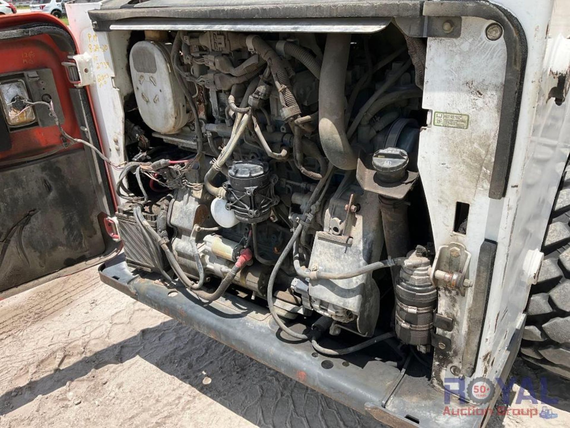 2013 Bobcat A770 Wheeled Skid Steer - Image 9 of 17