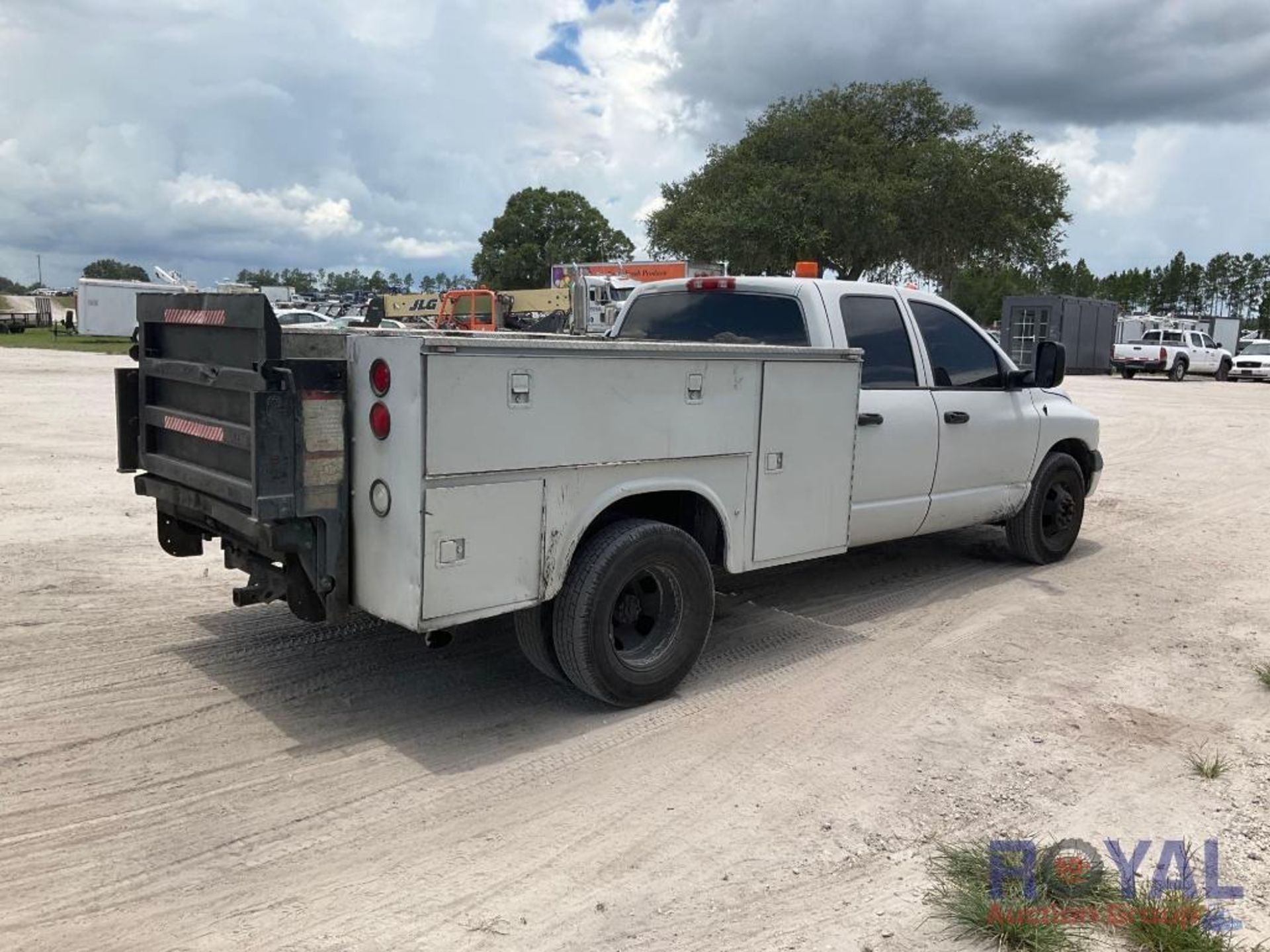 2003 Ram Service Truck - Image 3 of 28