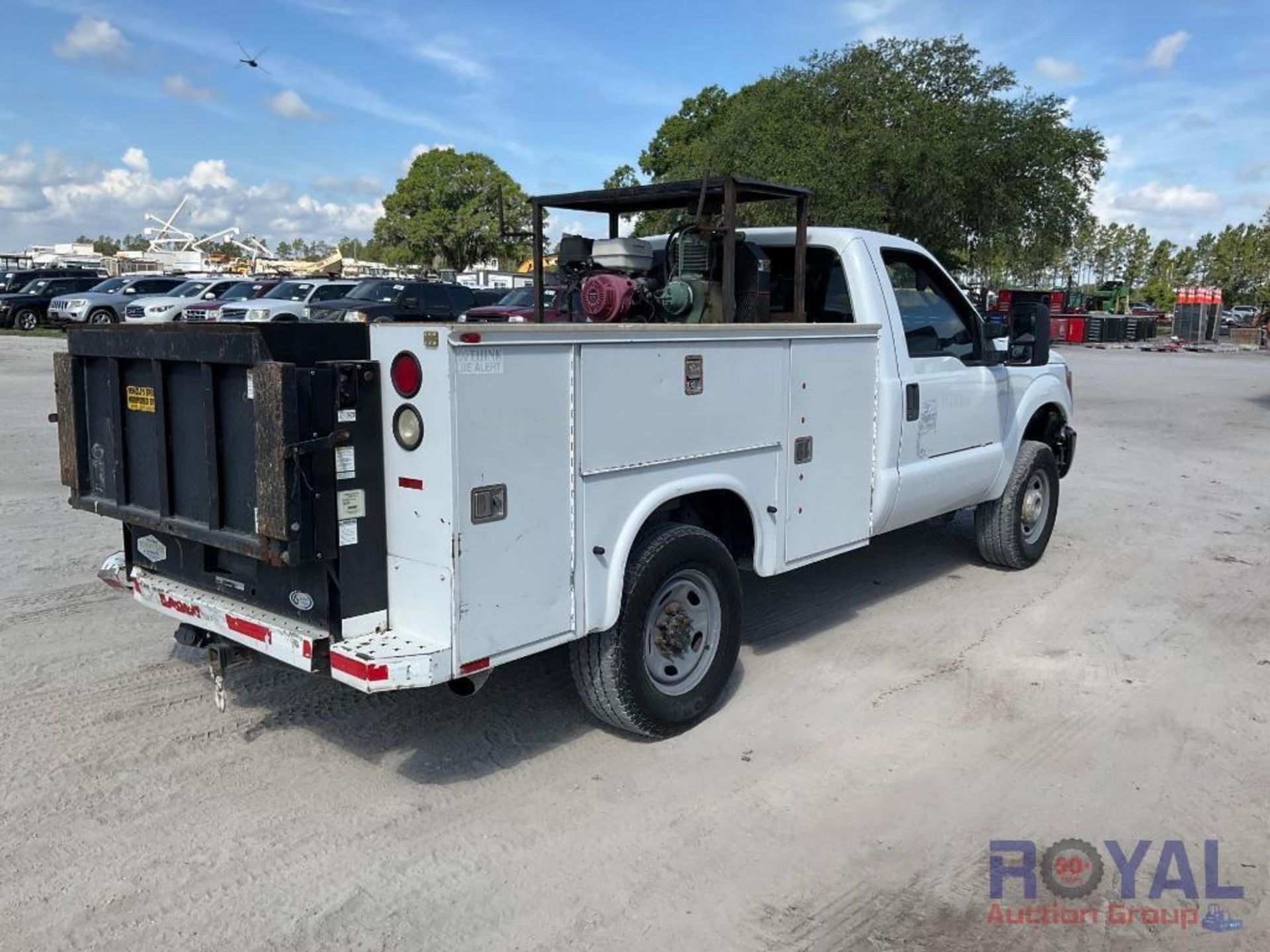 2012 Ford F-250 4X4 Service Truck - Image 30 of 32