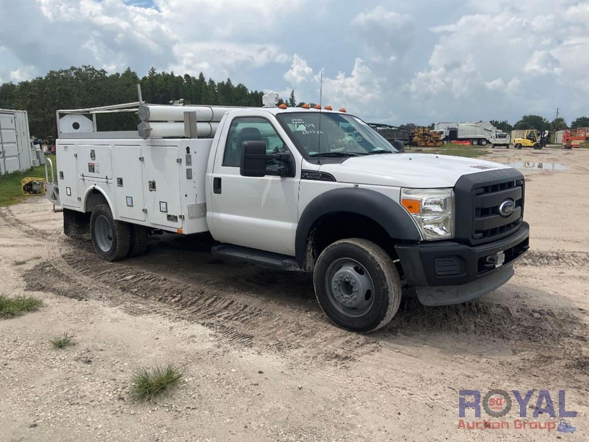 2013 Ford F-450 Service Truck - Image 2 of 28