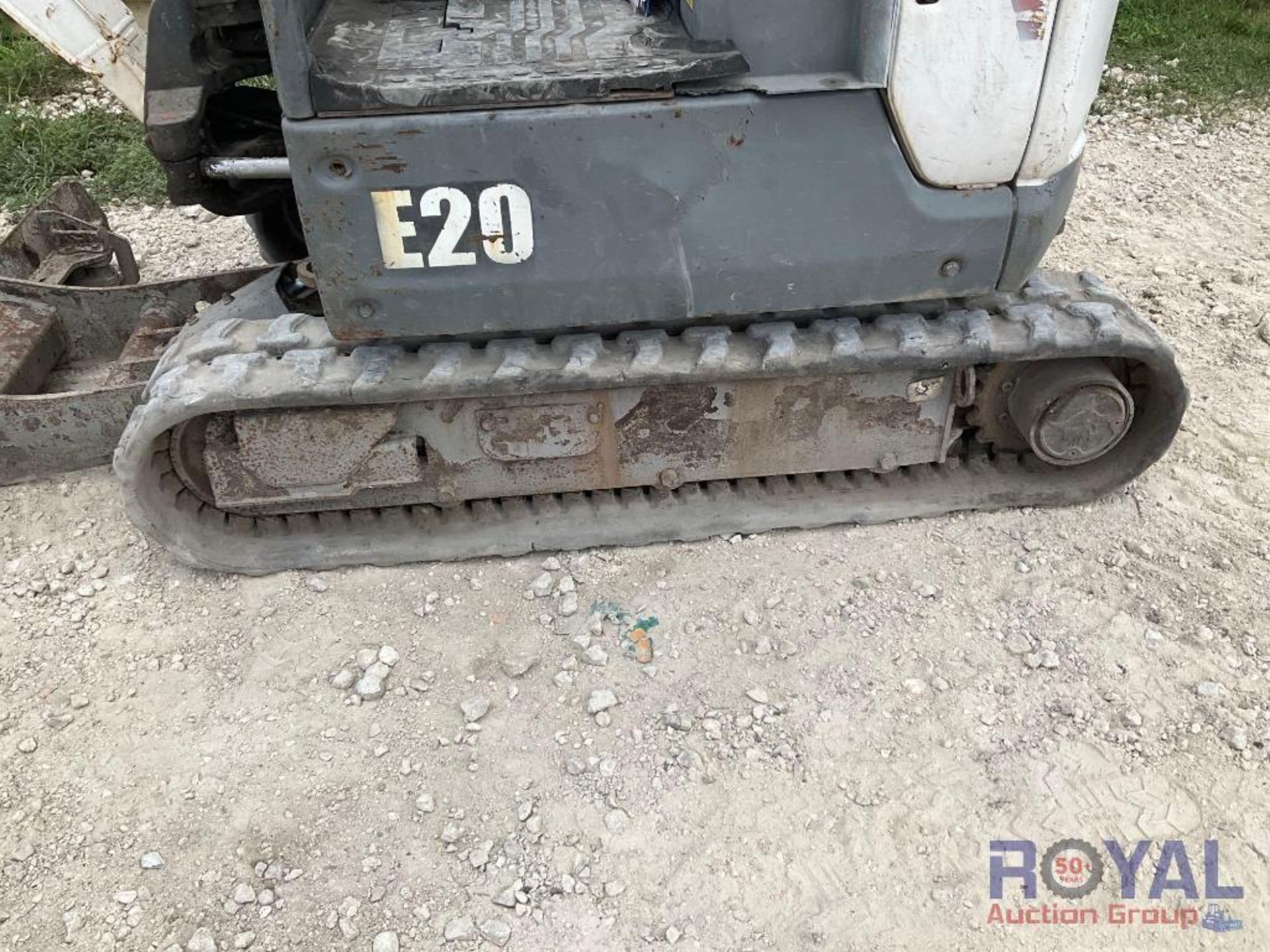 2016 Bobcat E 20 Mini Hydraulic Excavator - Image 22 of 24
