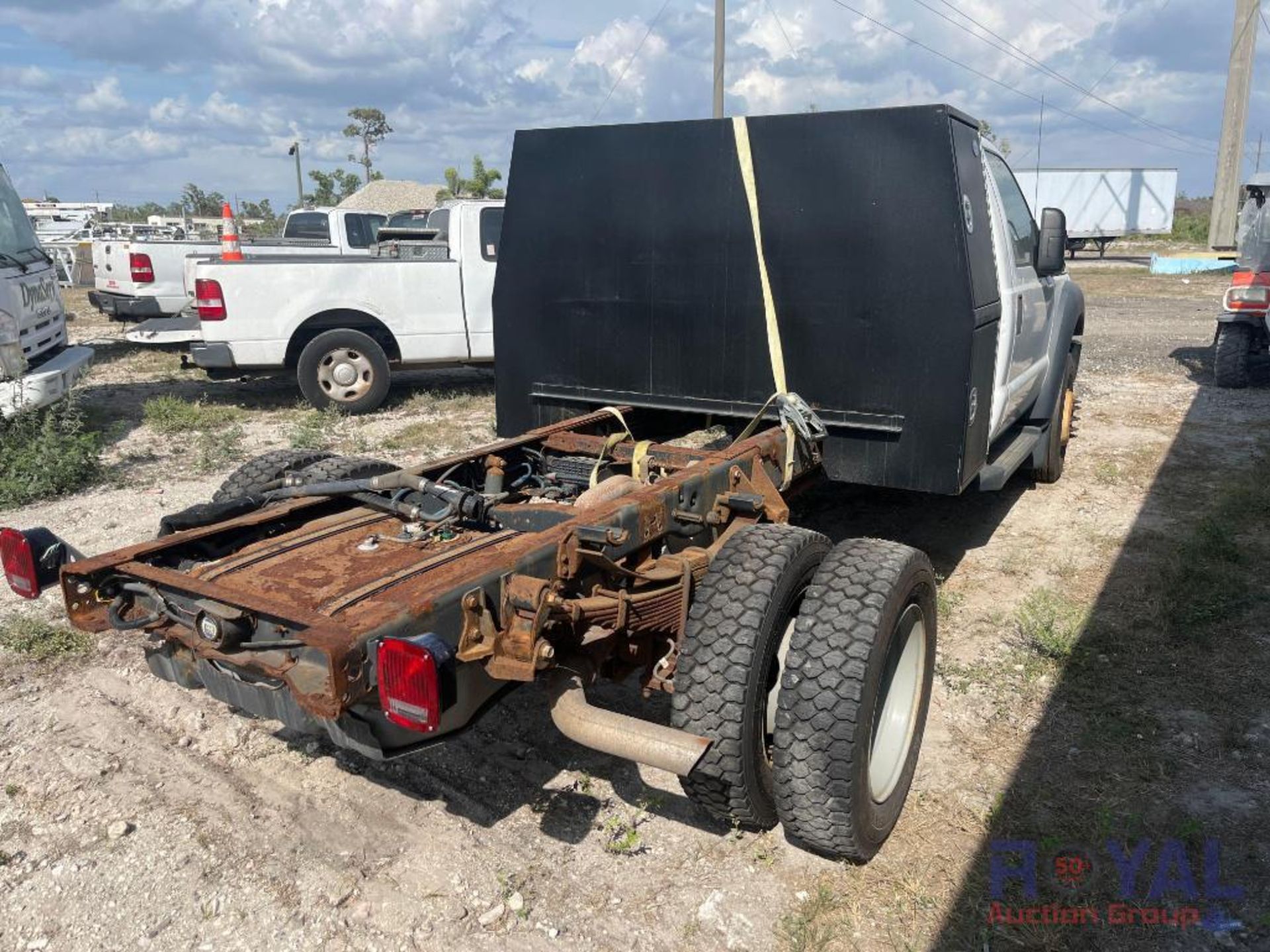 2013 Ford F-550 Cab and Chassis Truck - Image 3 of 22