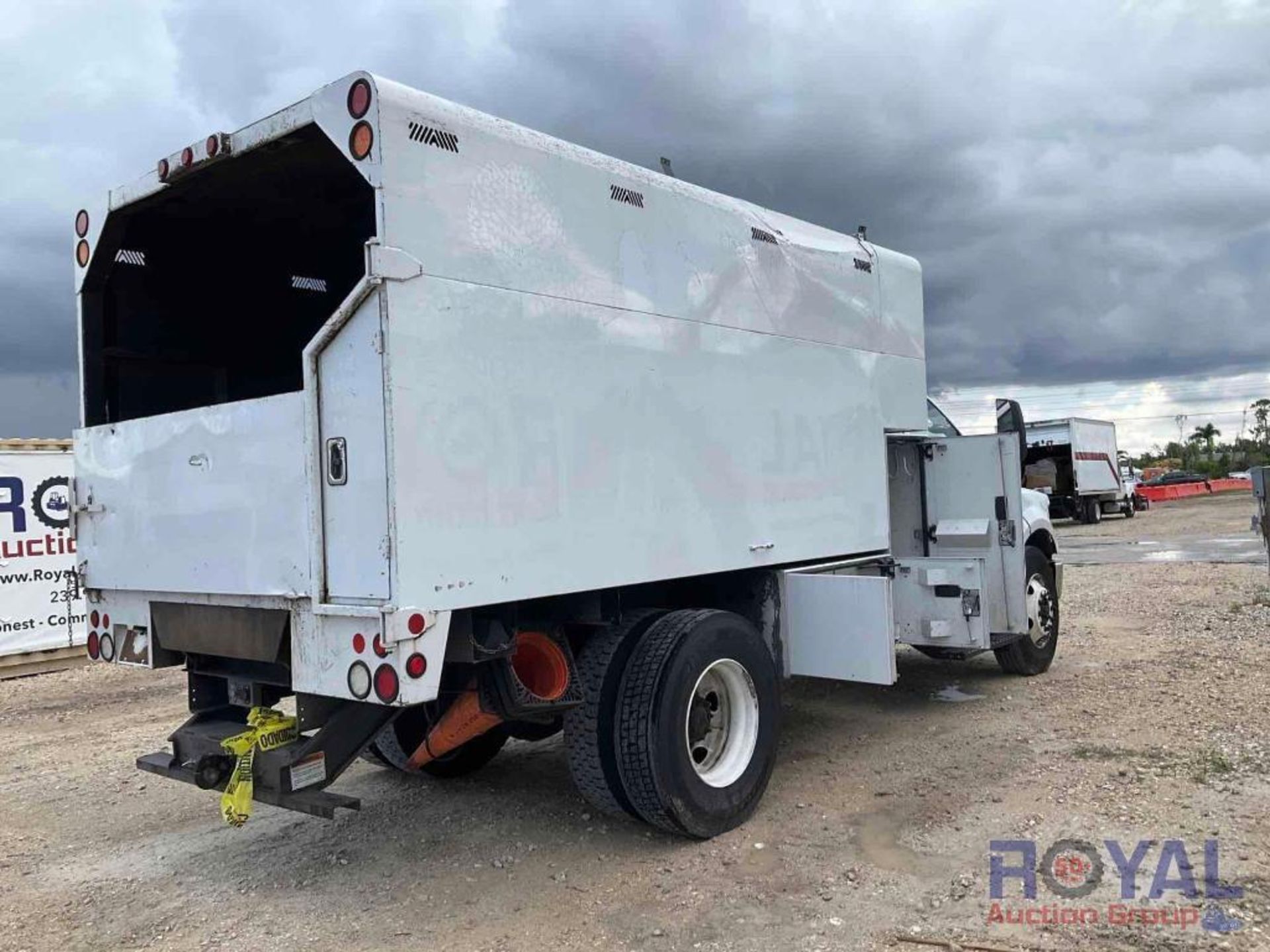 2019 Ford F-750 Forestry Chipper Dump Truck - Image 35 of 53