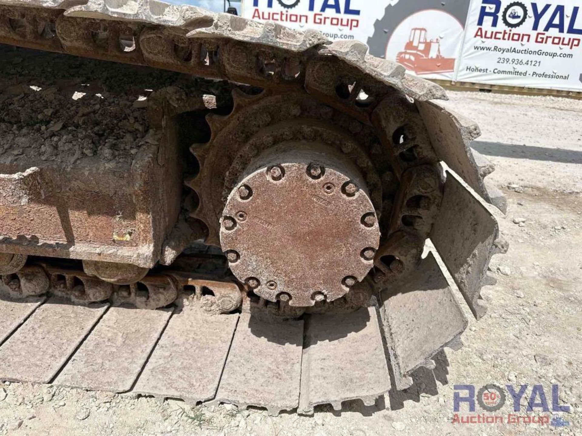 2015 John Deere 245G LC Hydraulic Excavator - Image 43 of 44