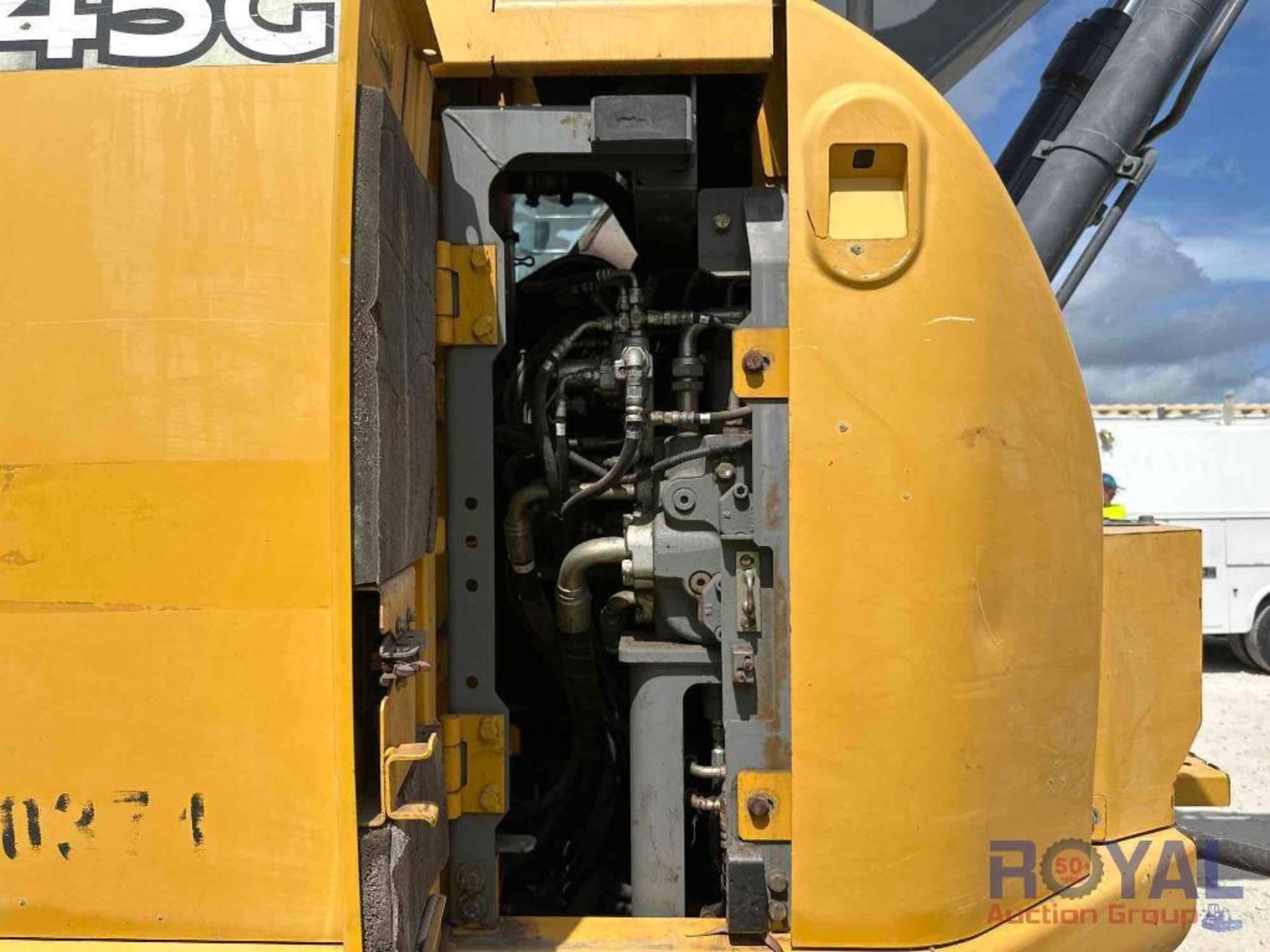 2015 John Deere 245G LC Hydraulic Excavator - Image 11 of 44