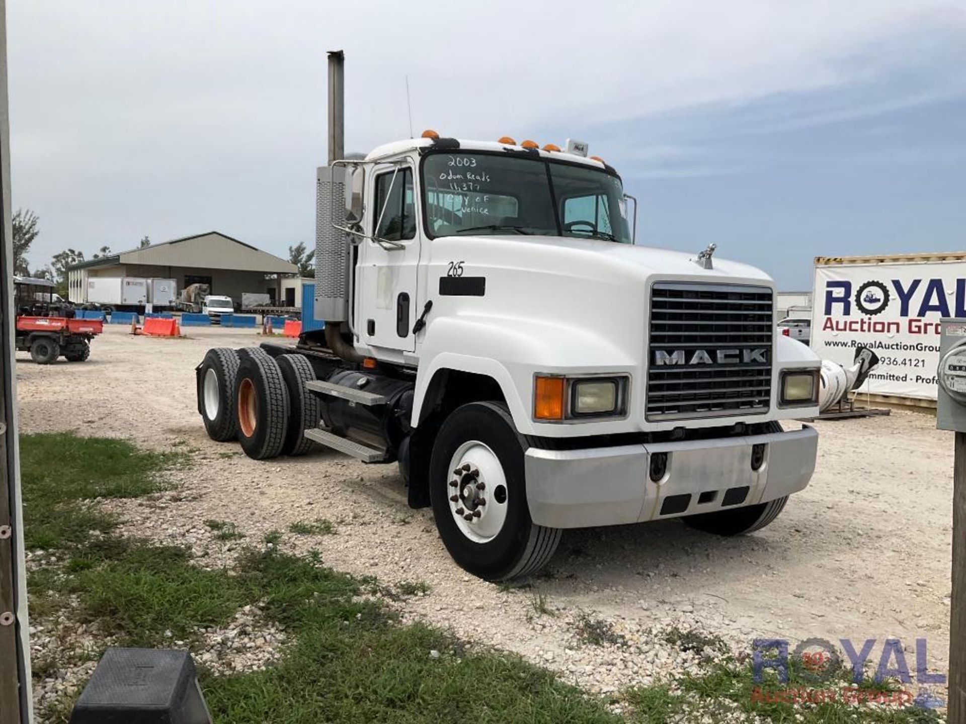 2003 Mack CH613 Tractor Truck T/A W/ Wet Kit - Image 4 of 36