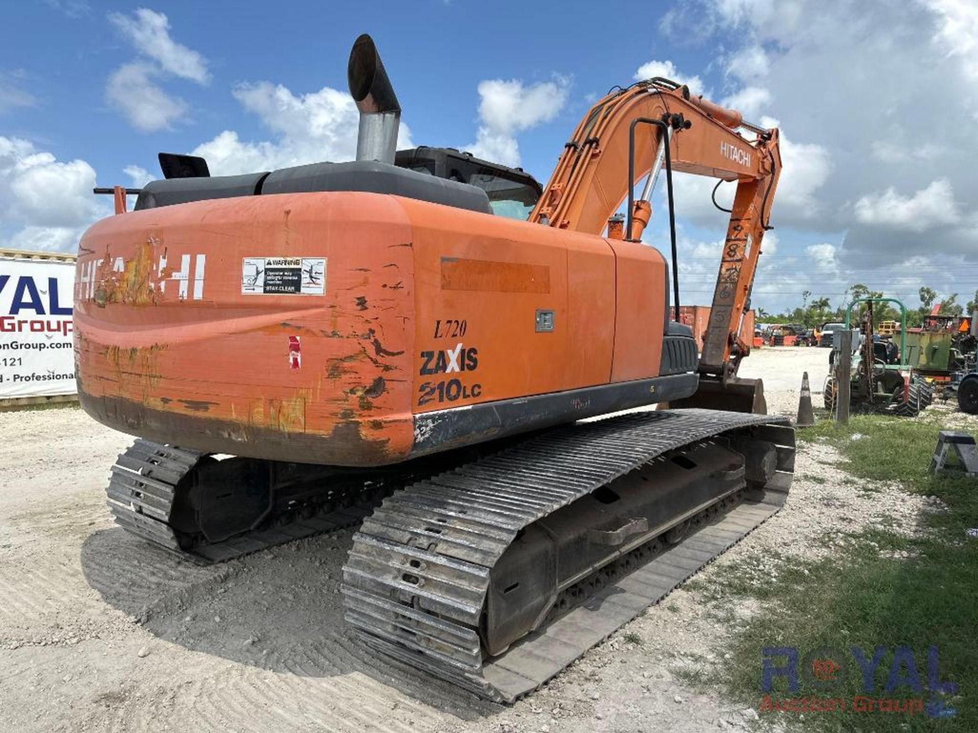 2015 Hitachi ZX210LC Hydraulic Excavator - Image 3 of 42