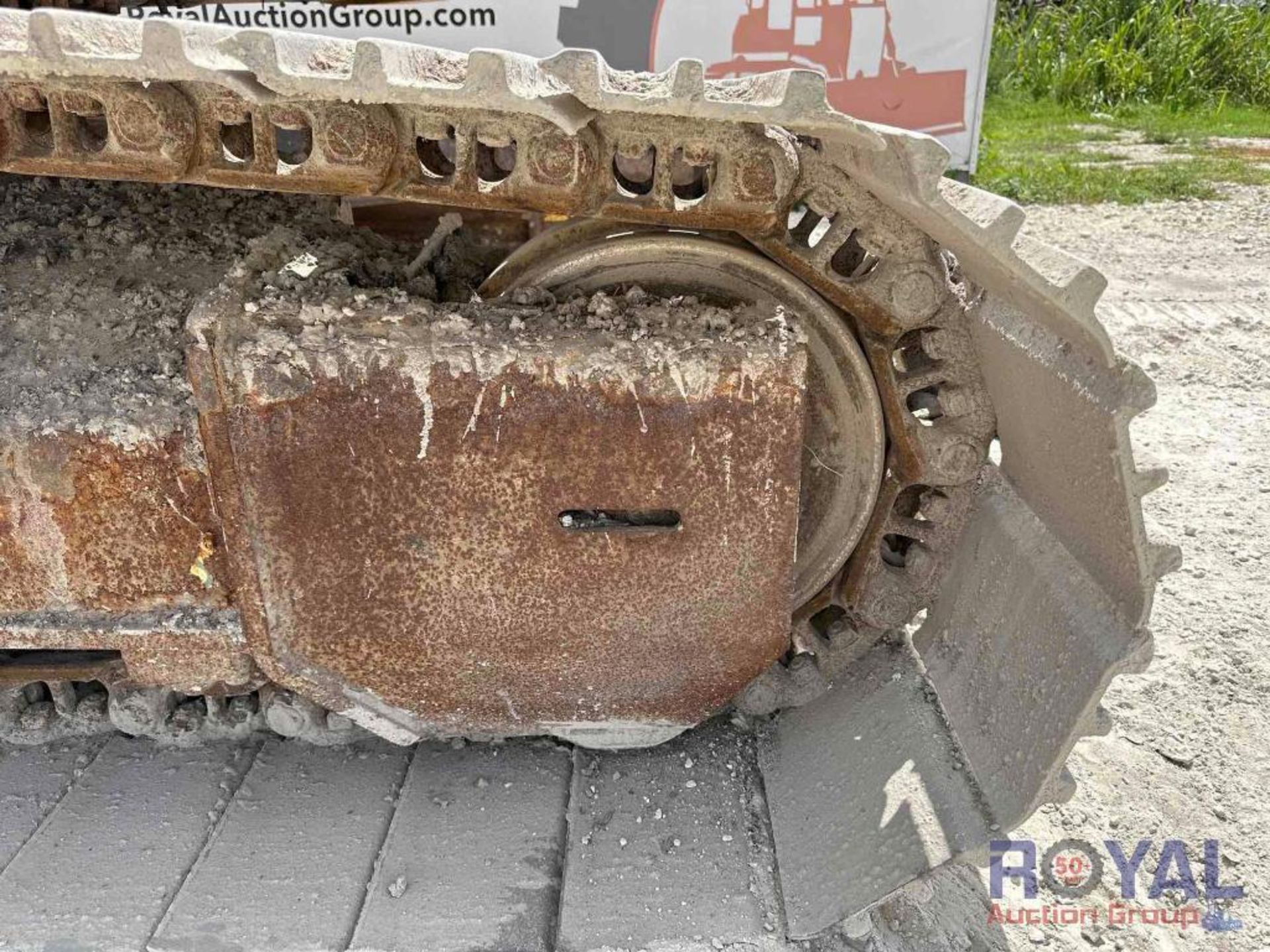 2015 John Deere 245G LC Hydraulic Excavator - Image 40 of 44