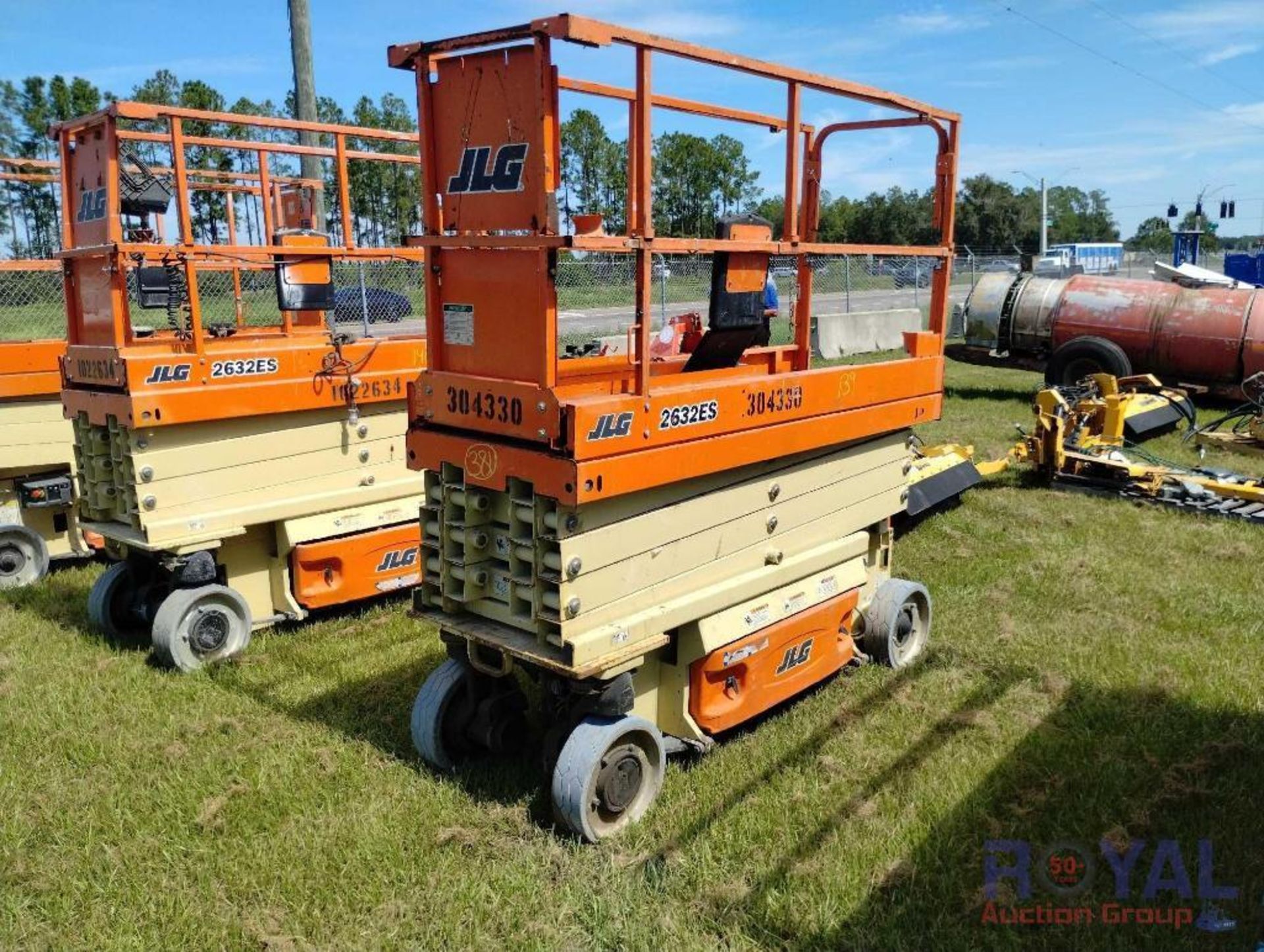 2019 JLG 2632ES Scissor Lift