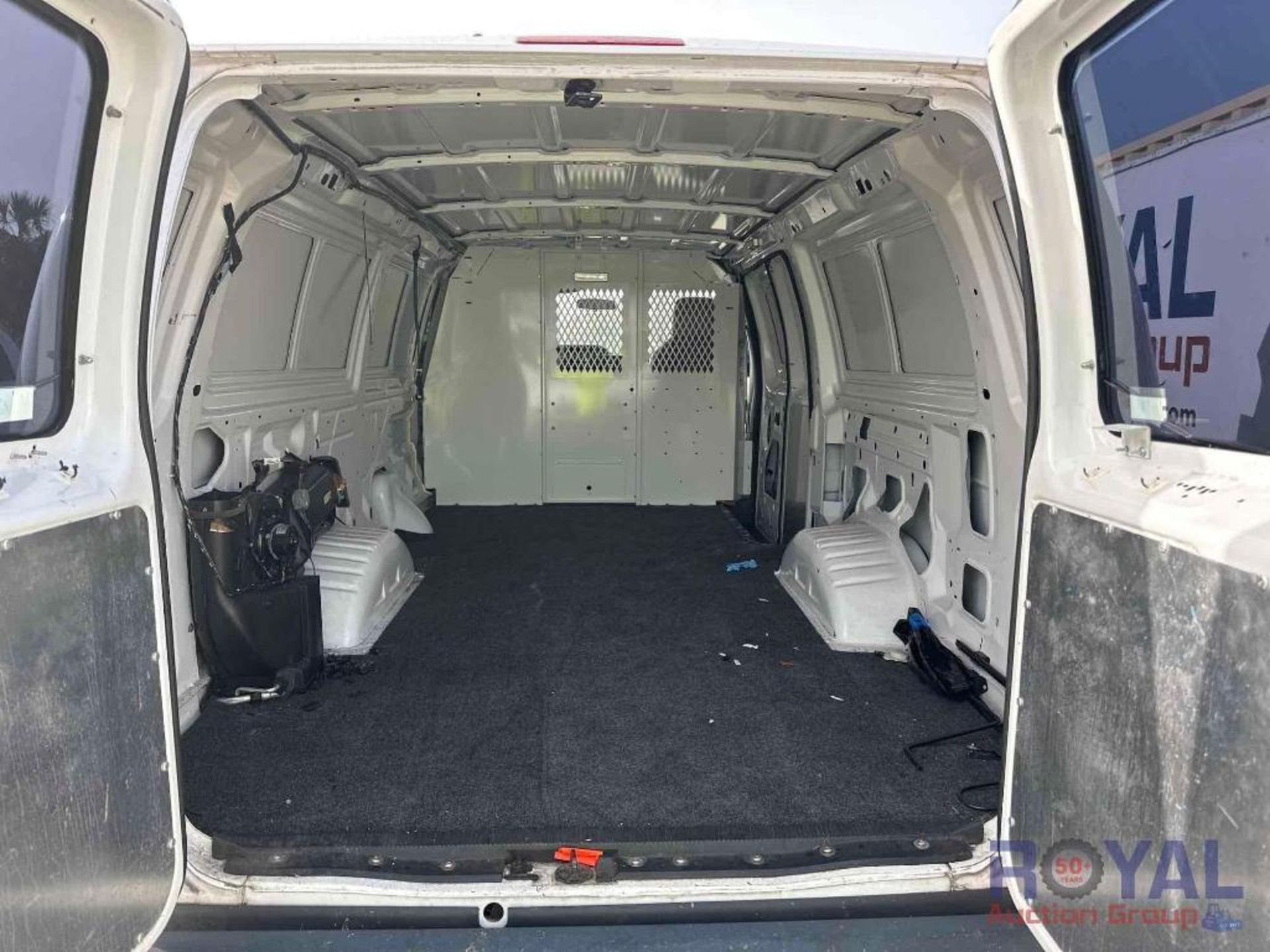 2011 Ford E350 Cargo Van - Image 19 of 27
