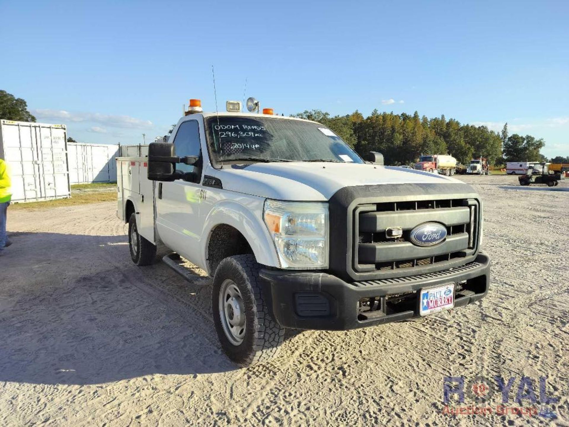 2014 Ford F350 4x4 Service Truck - Image 2 of 25