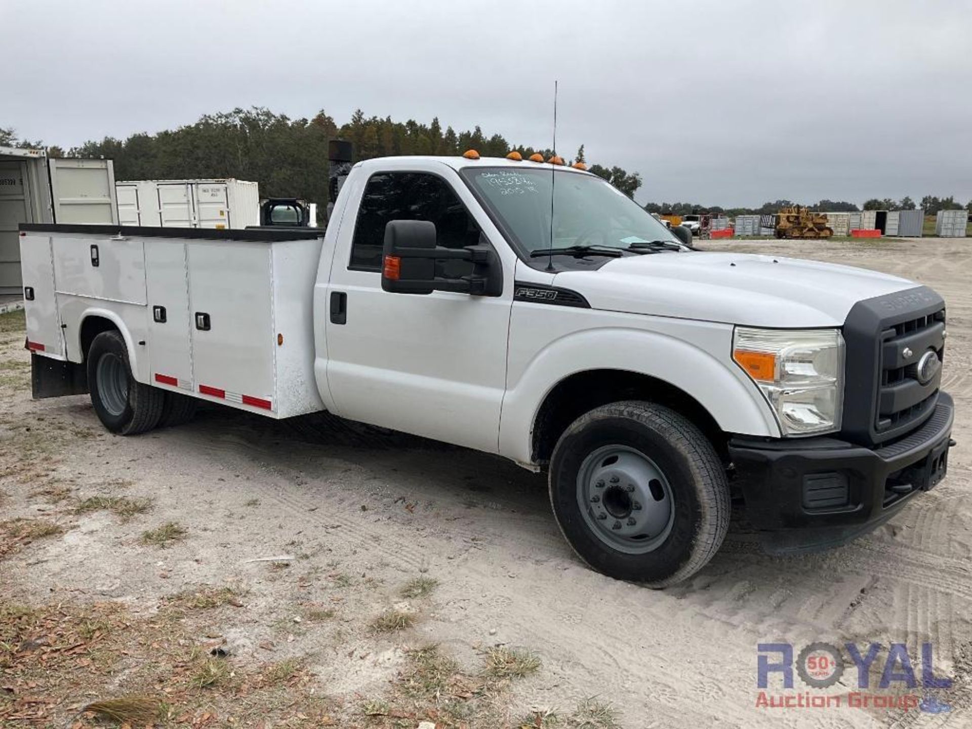 2015 Ford F350 Service Truck - Image 2 of 31