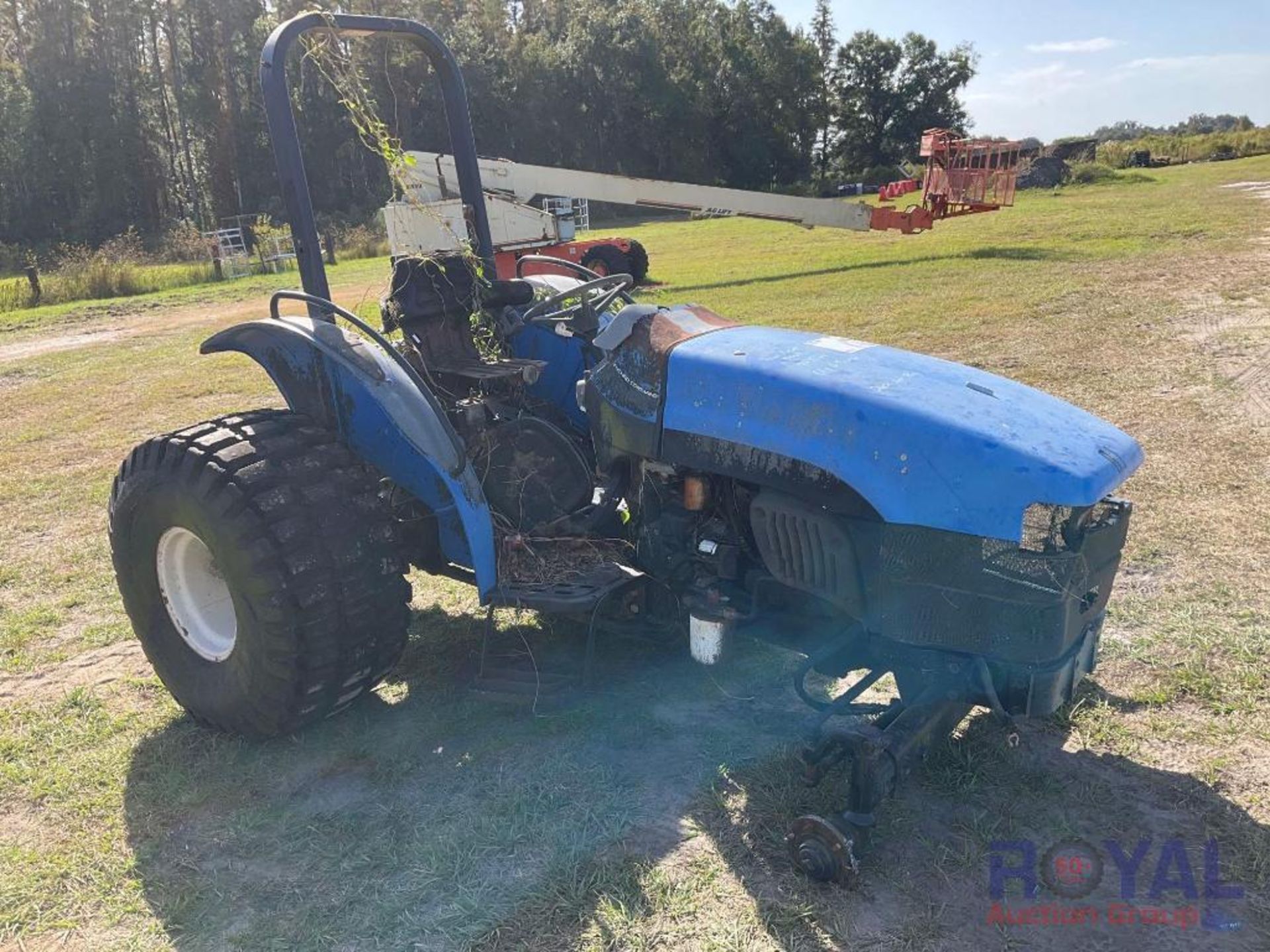 New Holland Model TN70 Tractor - Image 2 of 17