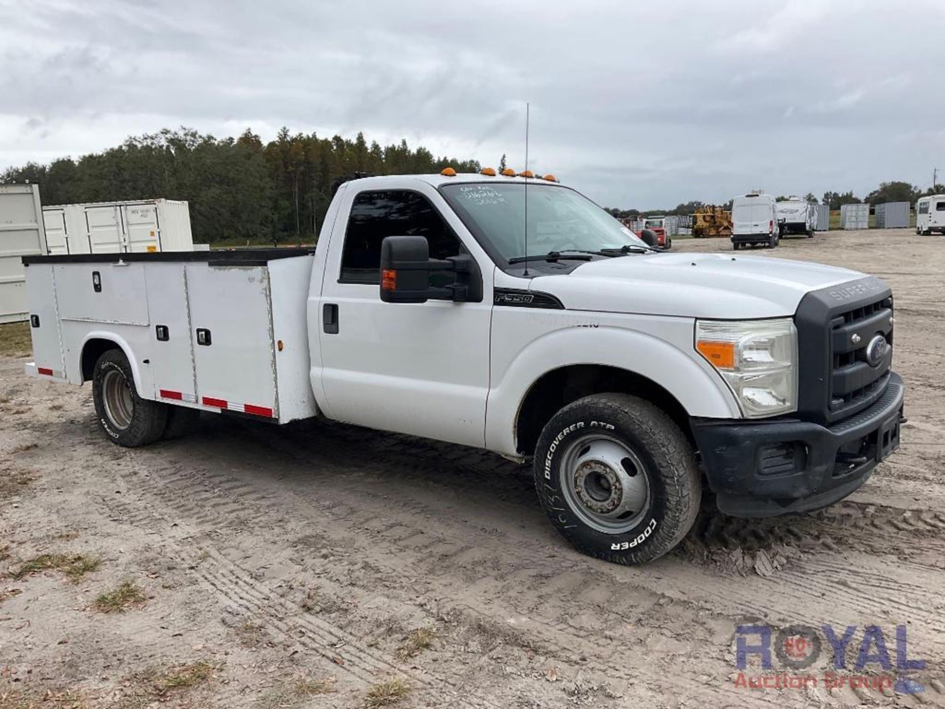 2016 Ford F350 Service Truck - Image 2 of 30