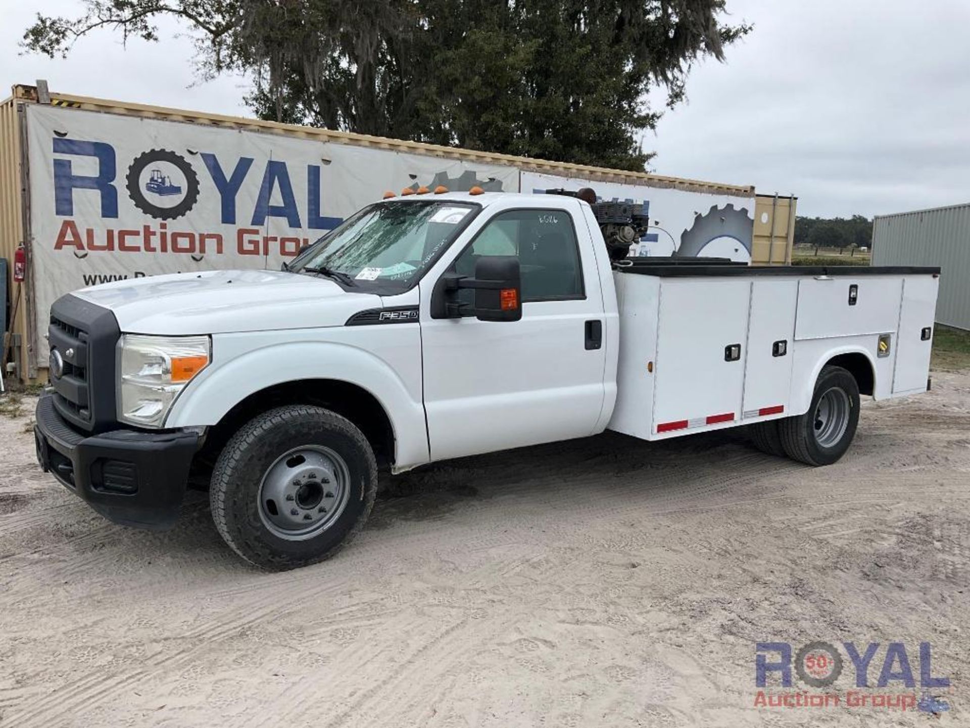 2015 Ford F350 Service Truck