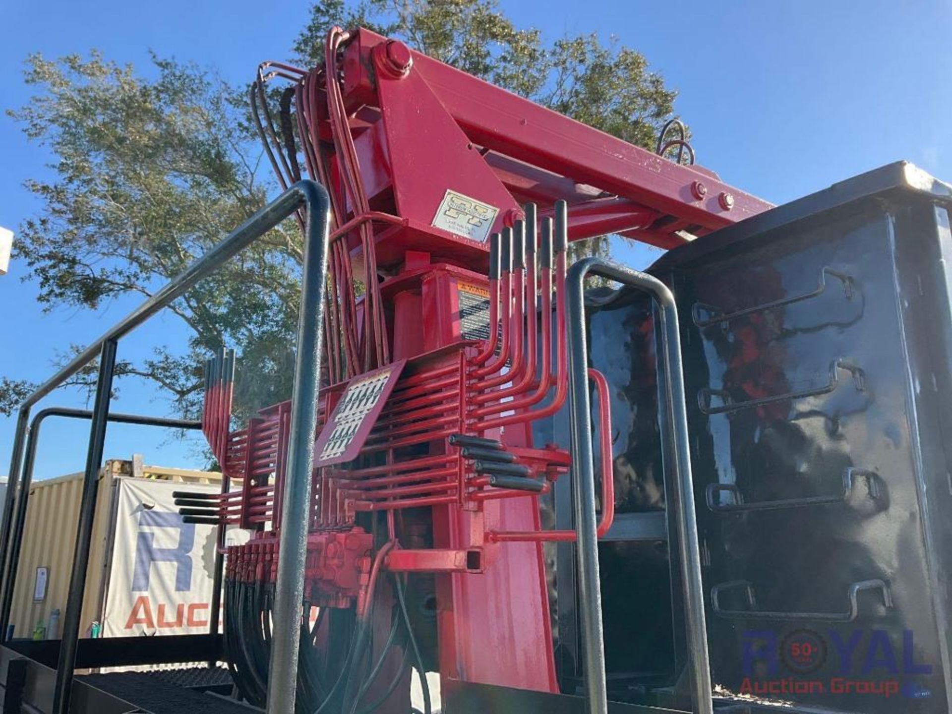 2010 Mack GU713 Petersen BL3 T/A Grapple Truck - Image 13 of 30